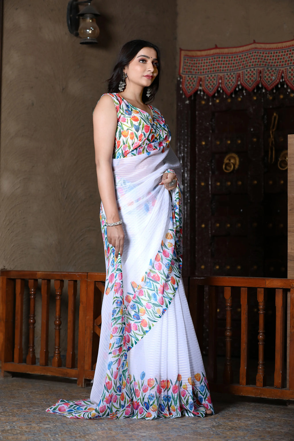 SHYAMIKA Linen Cotton Multicolor Floral Digital Printed Saree with Blouse