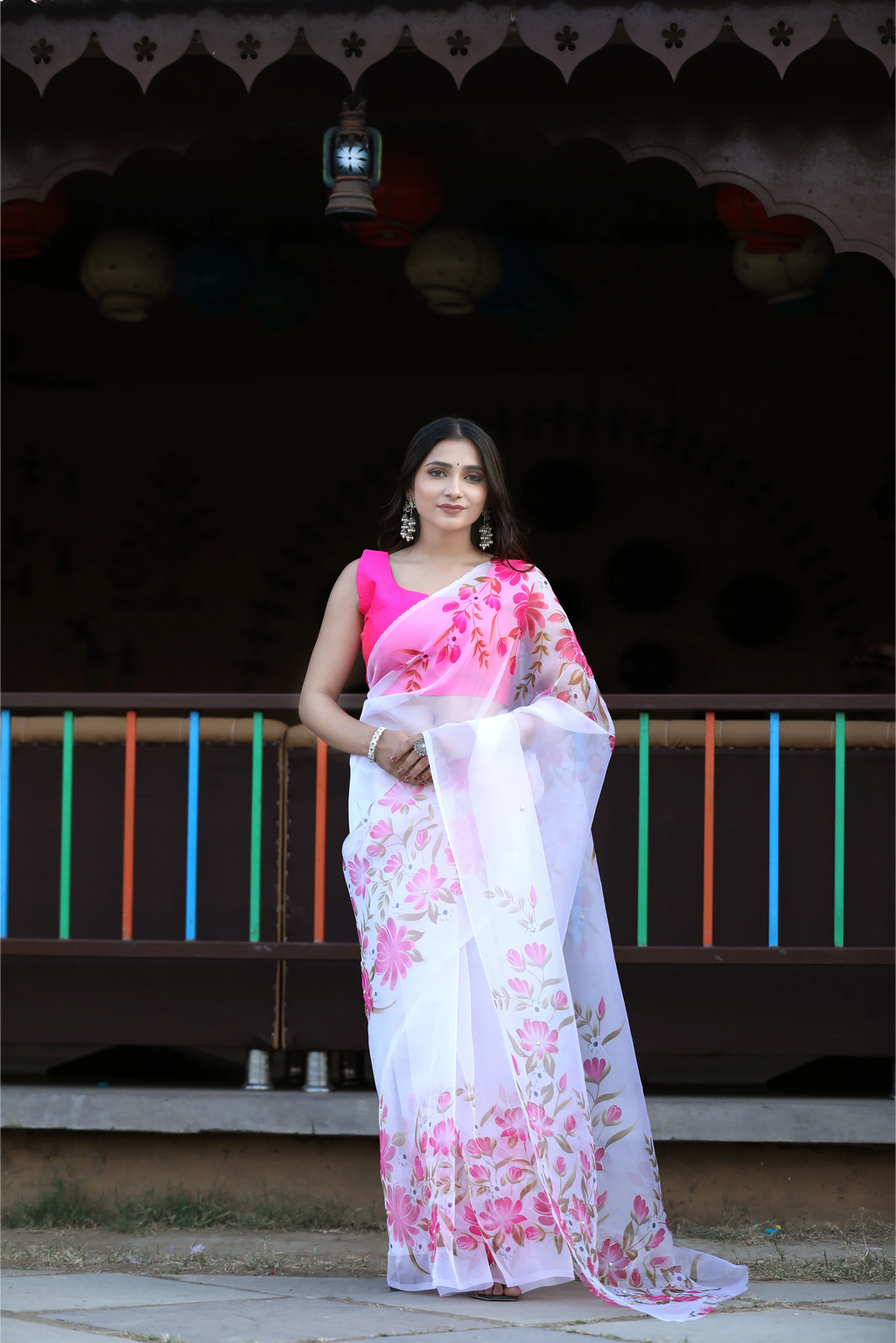 SHYAMIKA Linen Cotton Digital Floral Print Saree with Blouse