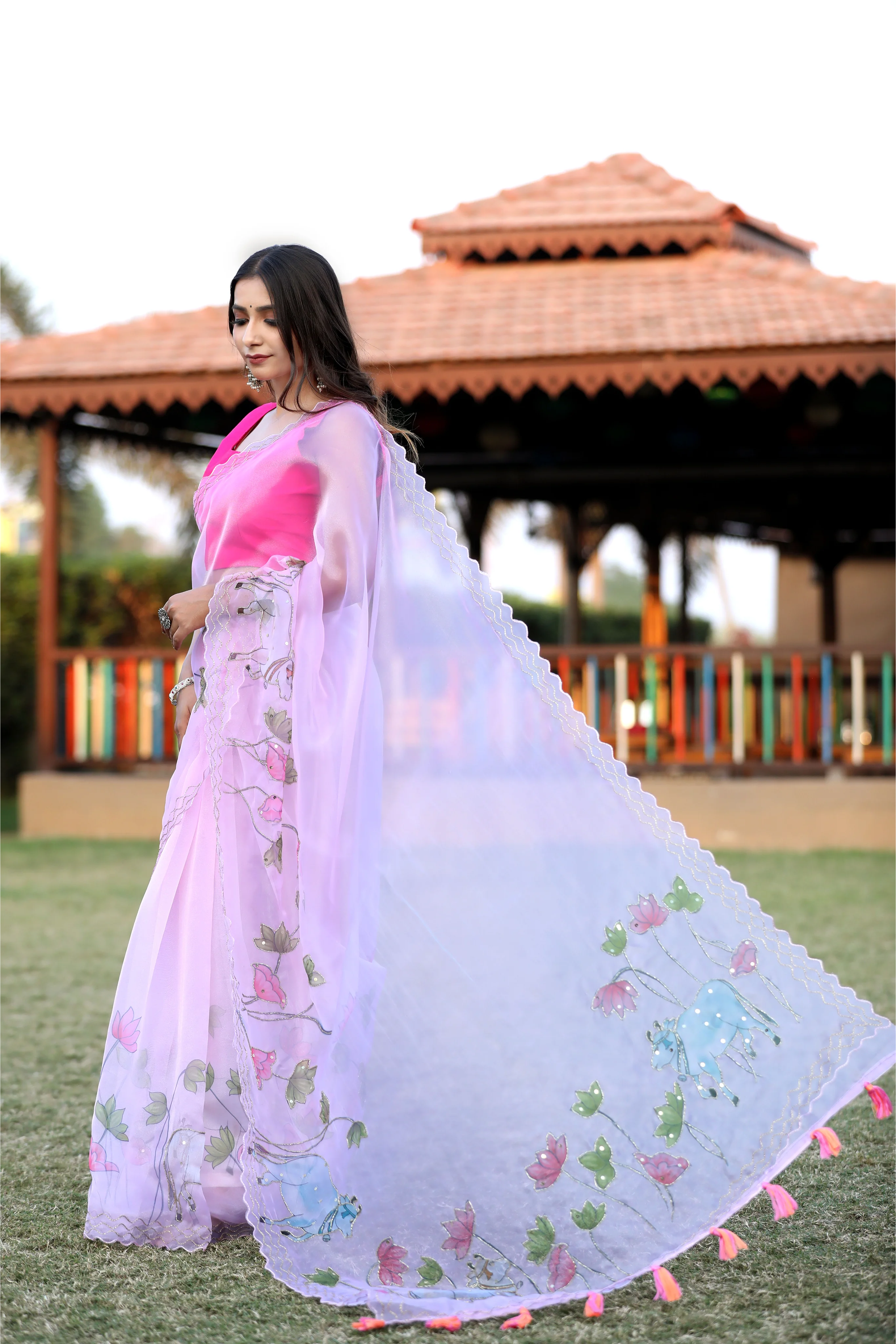 SHYAMIKA Linen Cotton Digital Floral Print Saree with Blouse