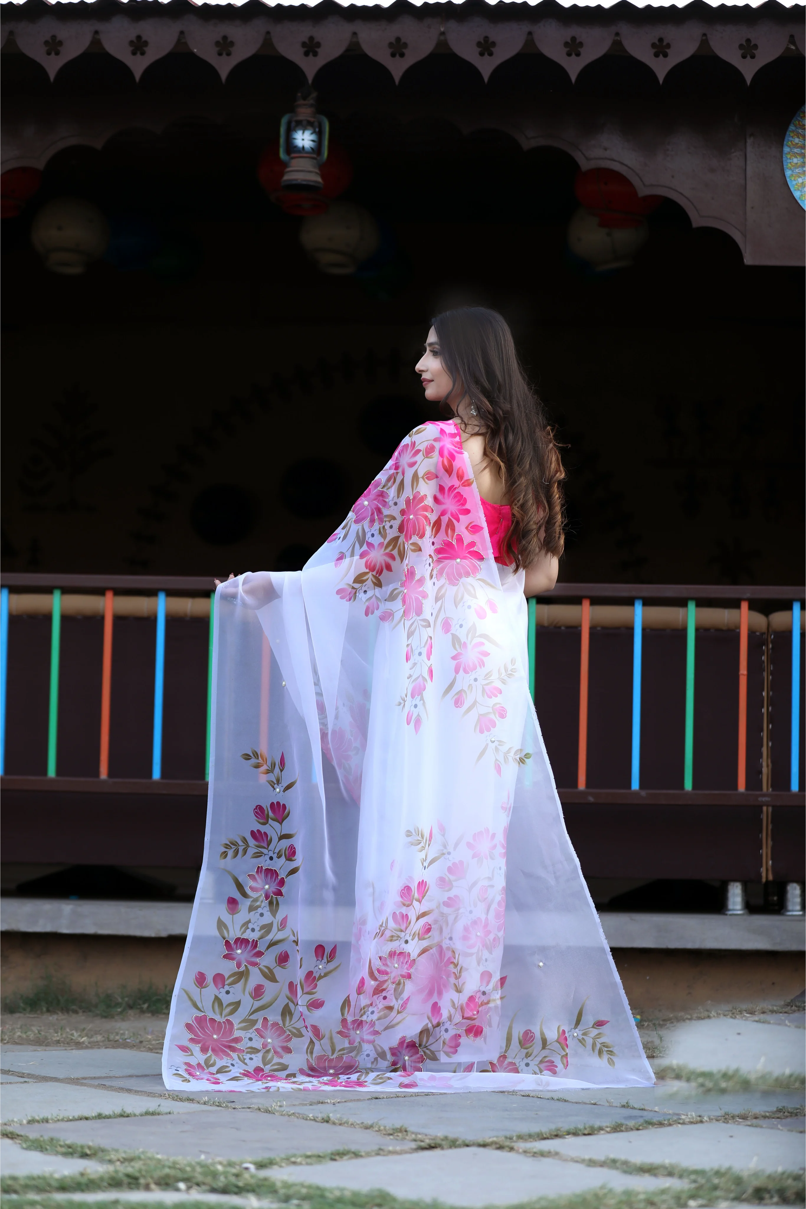 SHYAMIKA Linen Cotton Digital Floral Print Saree with Blouse