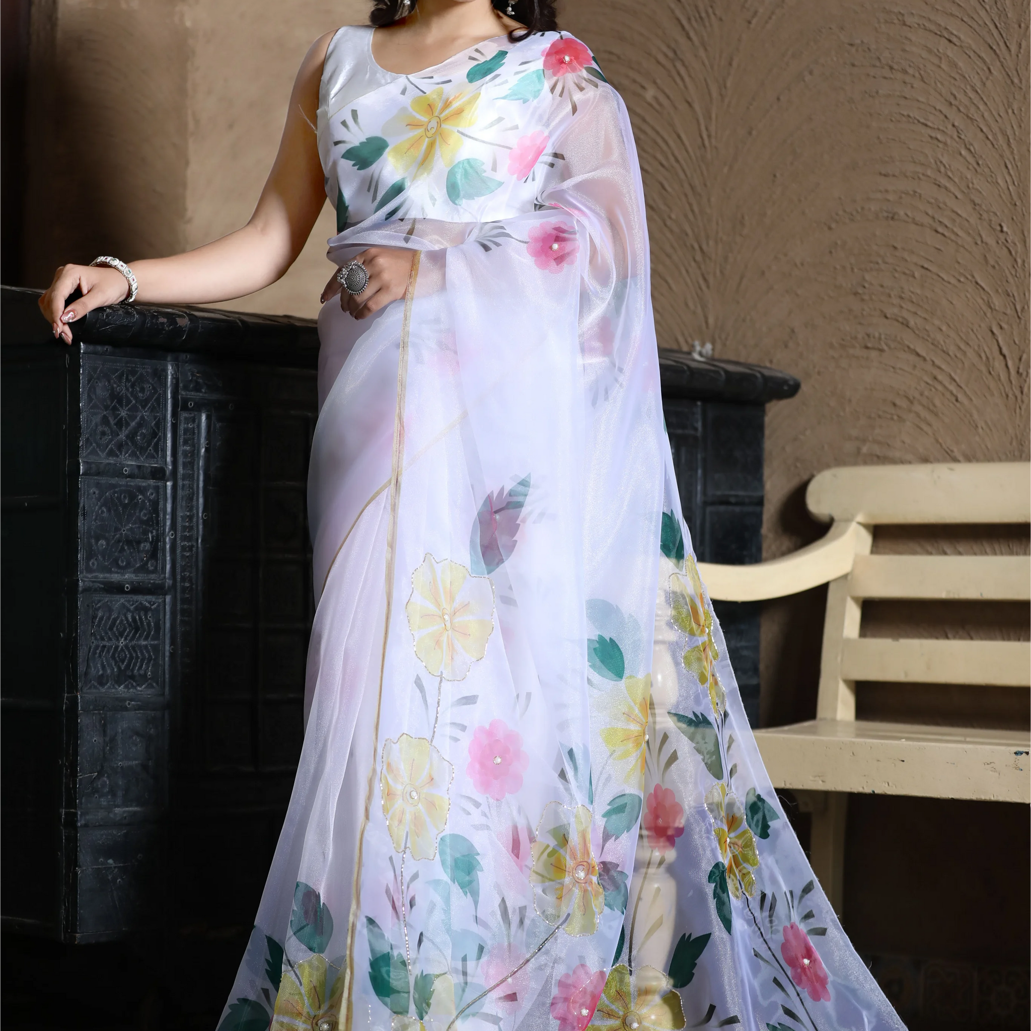 SHYAMIKA Khadi Cotton Digital Flower Print Saree with Blouse