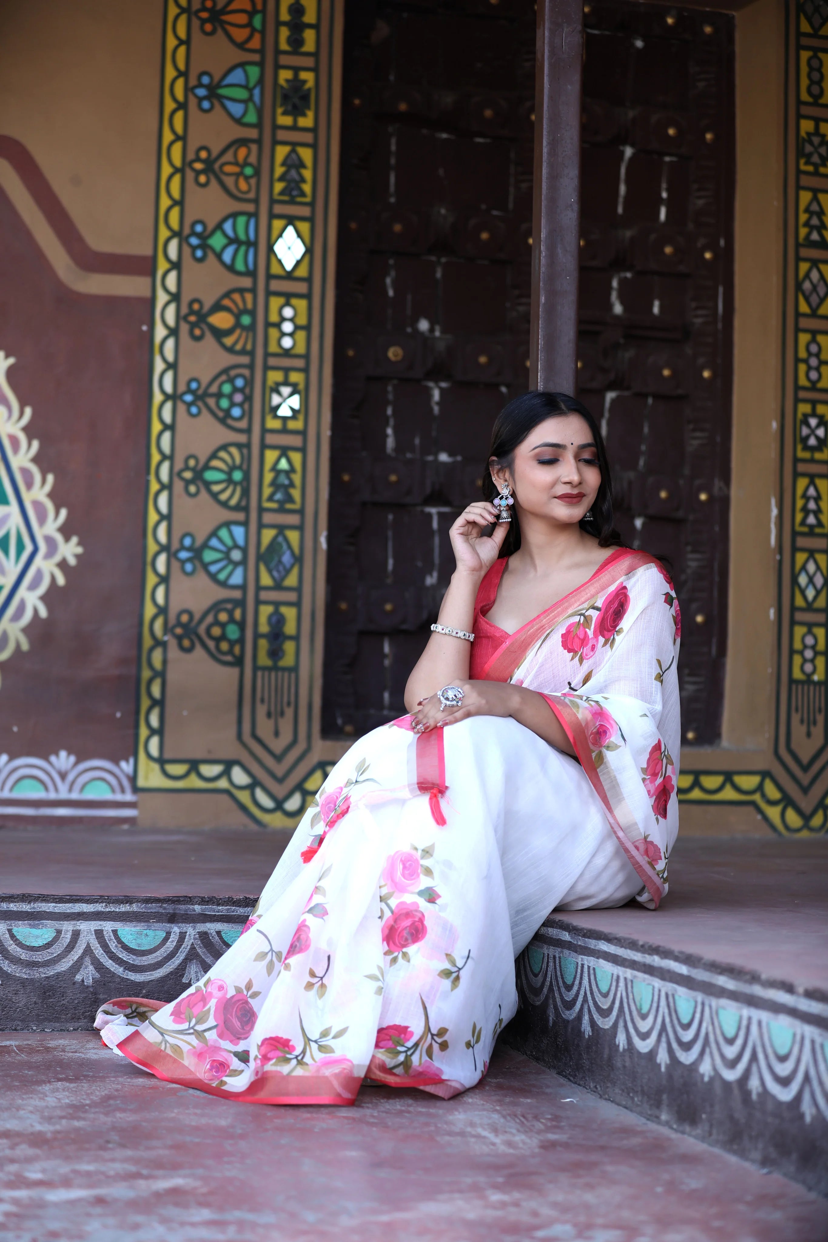 SHYAMIKA Khadi Cotton Digital Print Floral Saree with Blouse