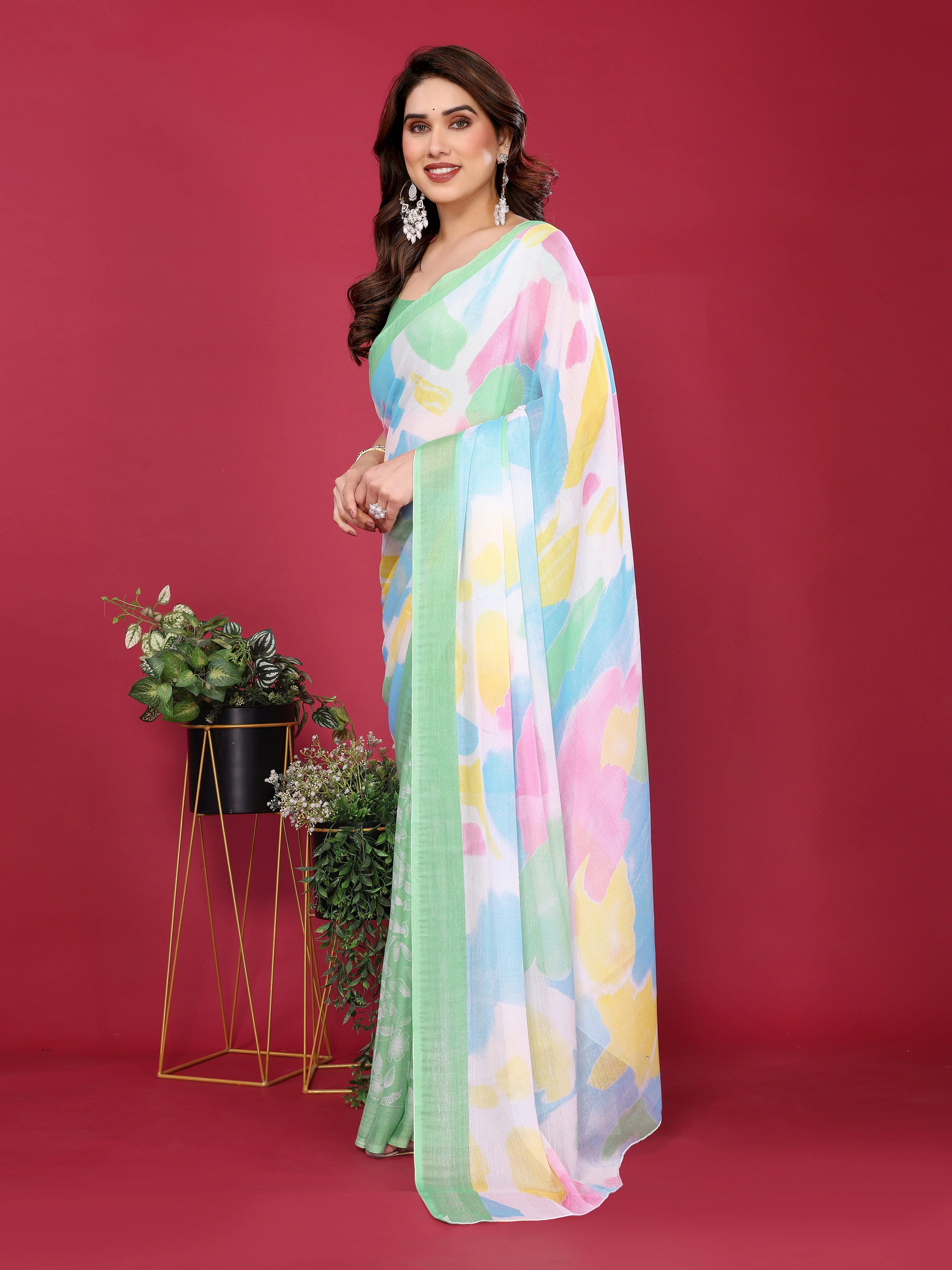 SHYAMIKA Floral Moss Chiffon Printed Saree with Blouse