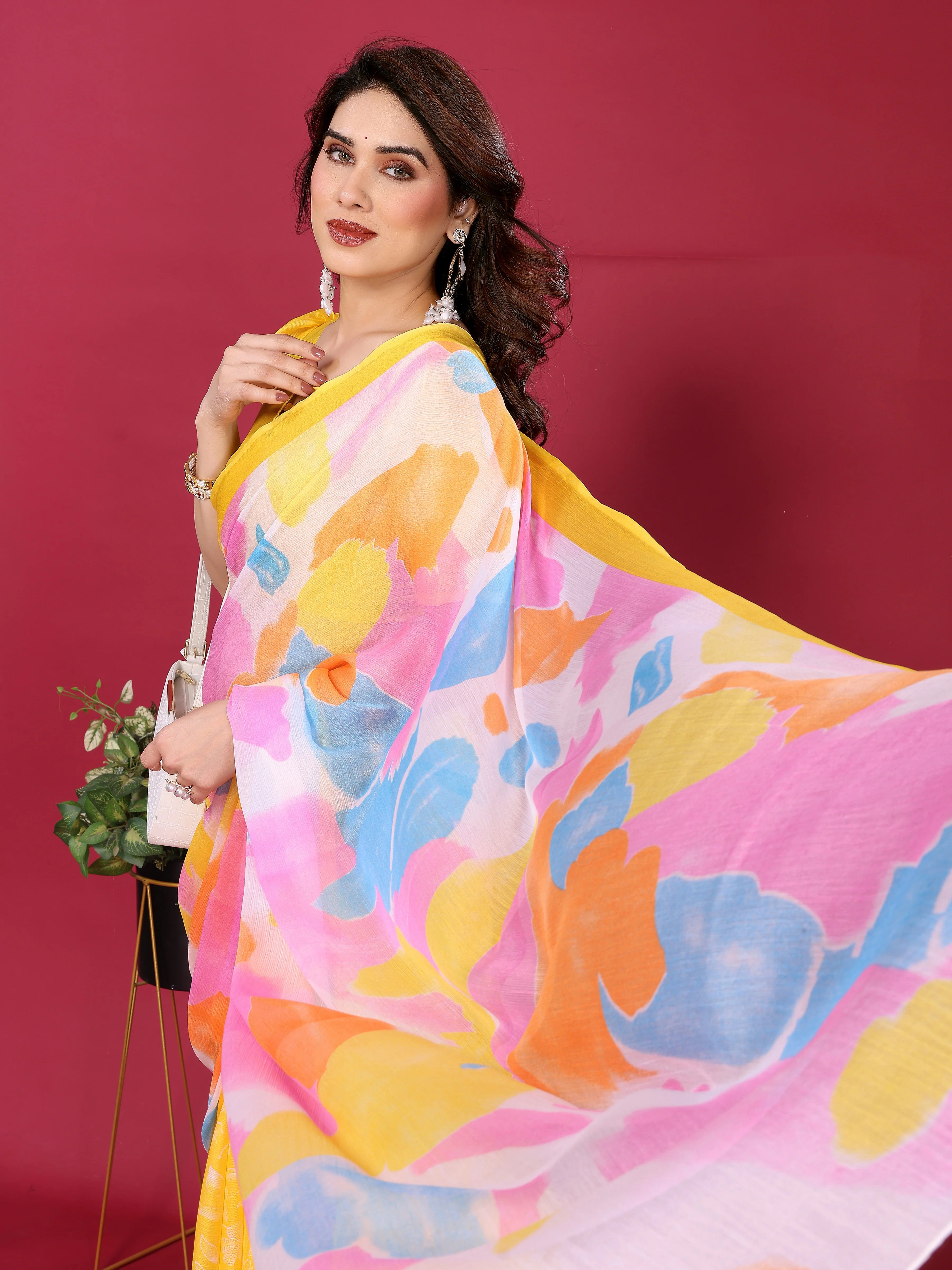 SHYAMIKA Floral Moss Chiffon Printed Saree with Blouse