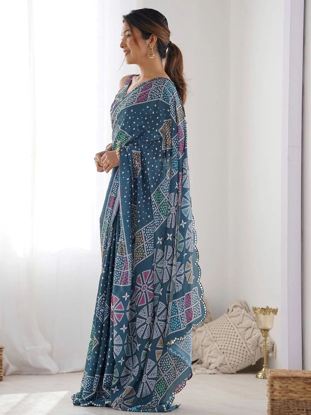 SHYAMIKA Morpinch Bandhani Print Georgette Saree with Mirror Lace