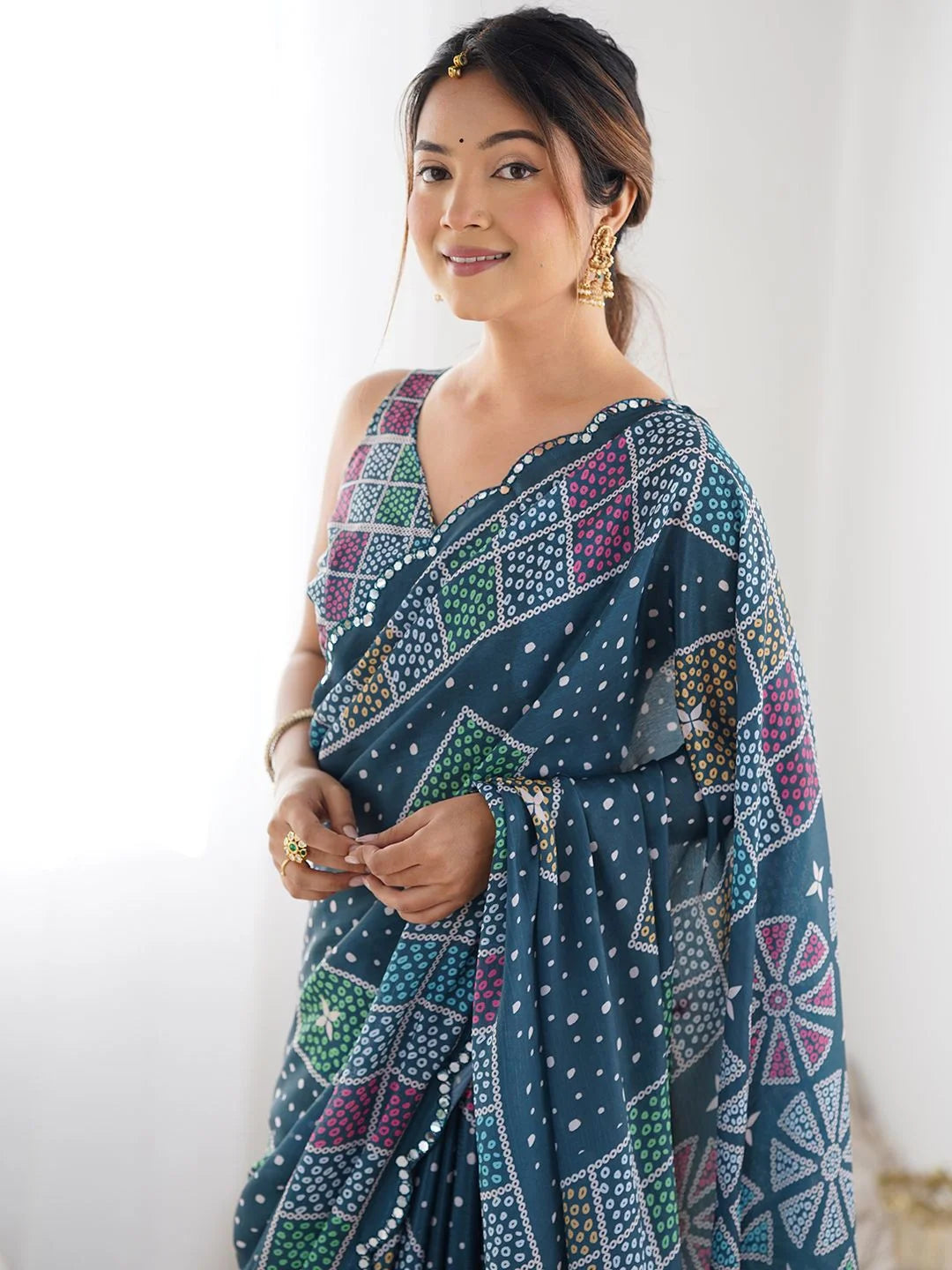 SHYAMIKA Morpinch Bandhani Print Georgette Saree with Mirror Lace