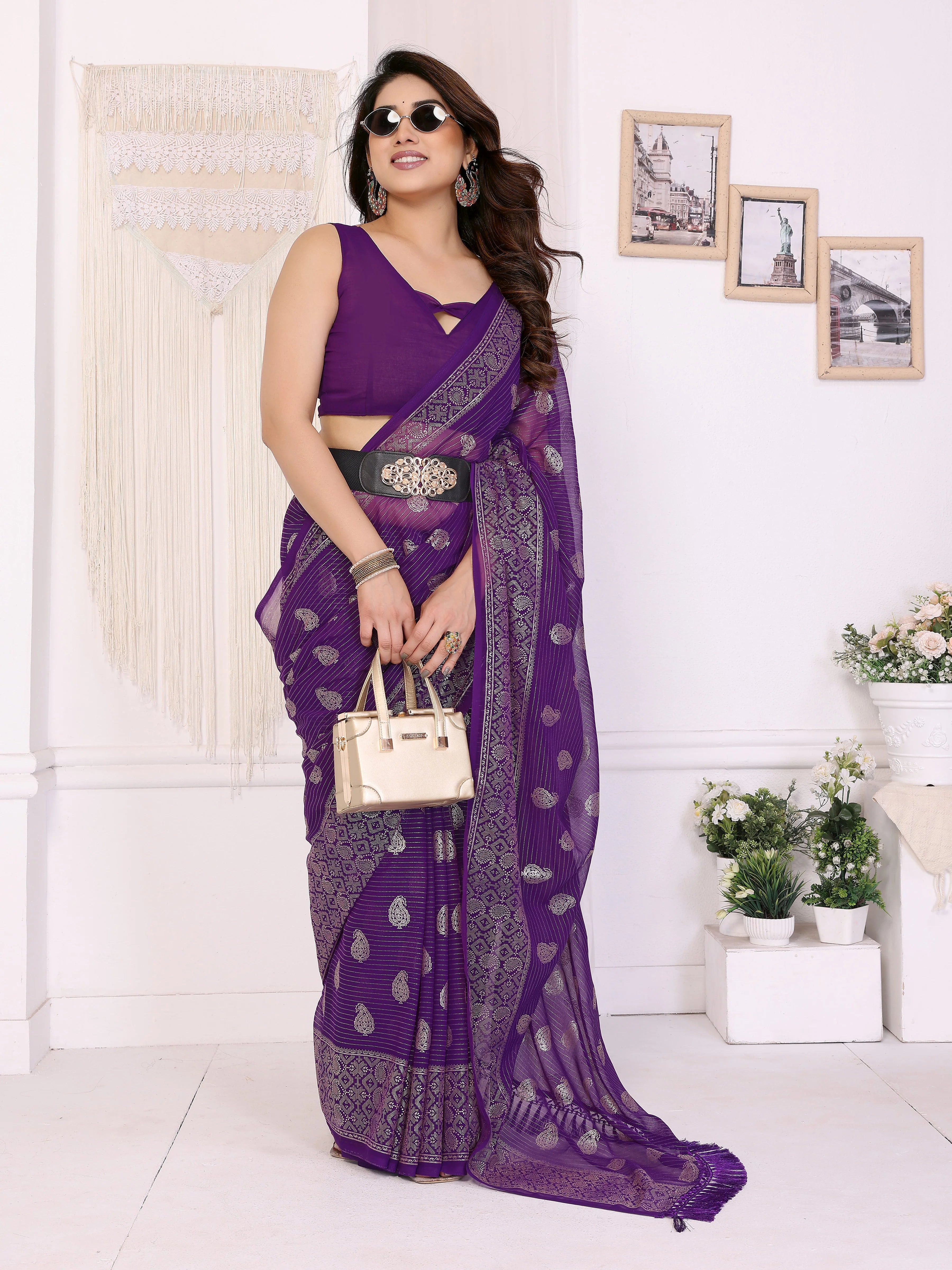 SHYAMIKA Georgette Plain Saree with Foil Work & Lace Blouse
