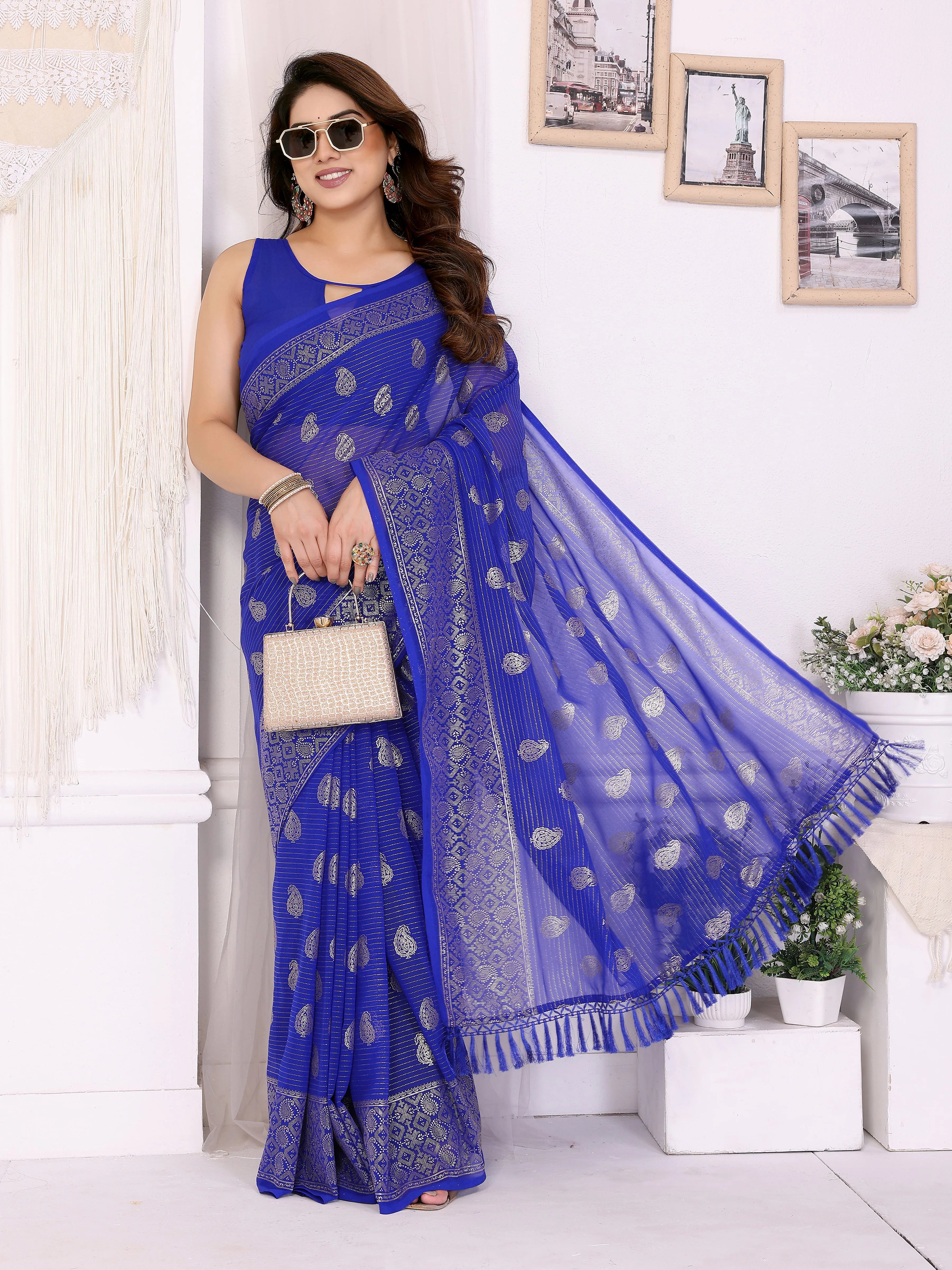 SHYAMIKA Georgette Plain Saree with Foil Work & Lace Blouse