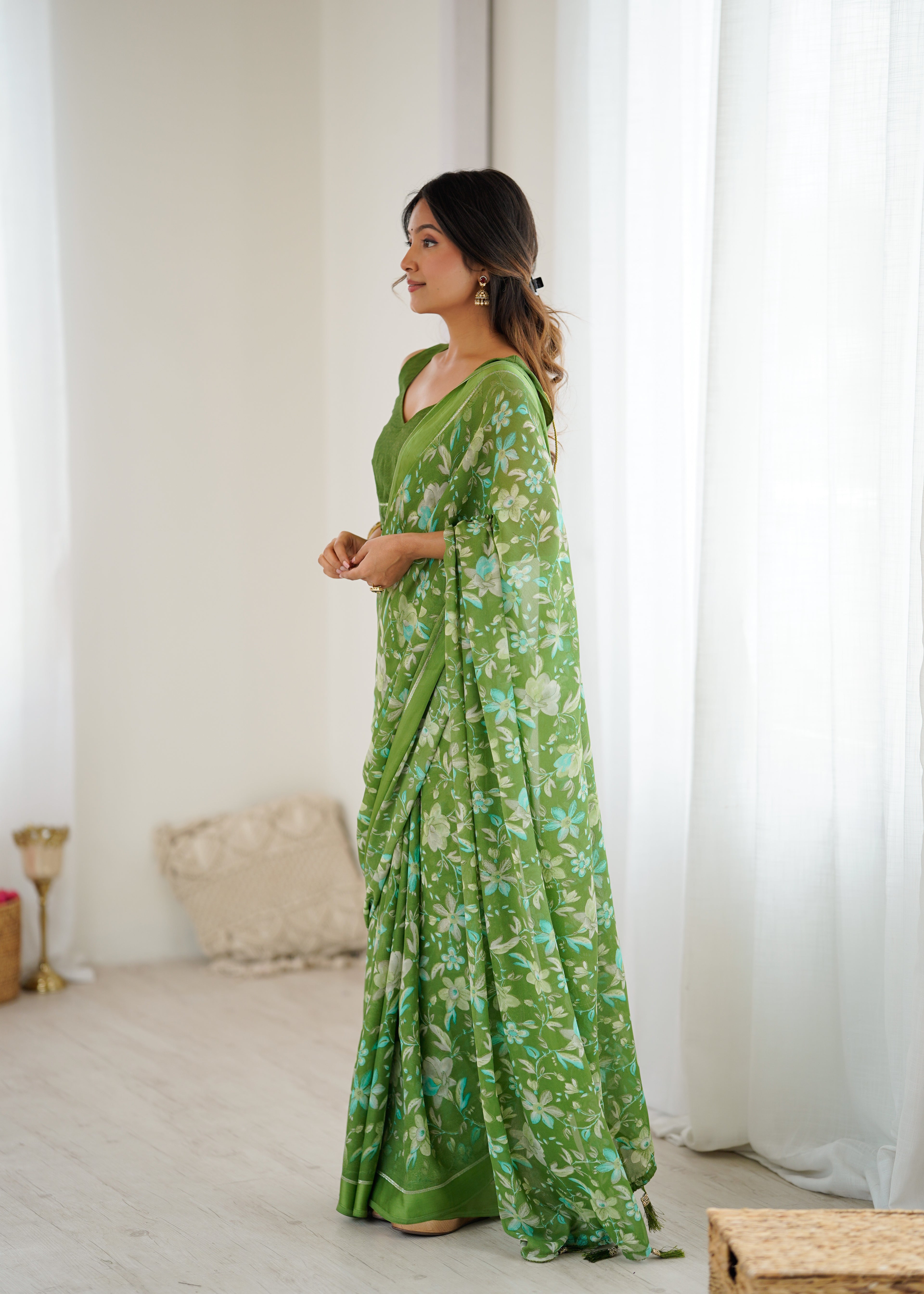 SHYAMIKA Bright Satin Patta Digital Floral Printed Saree with Blouse