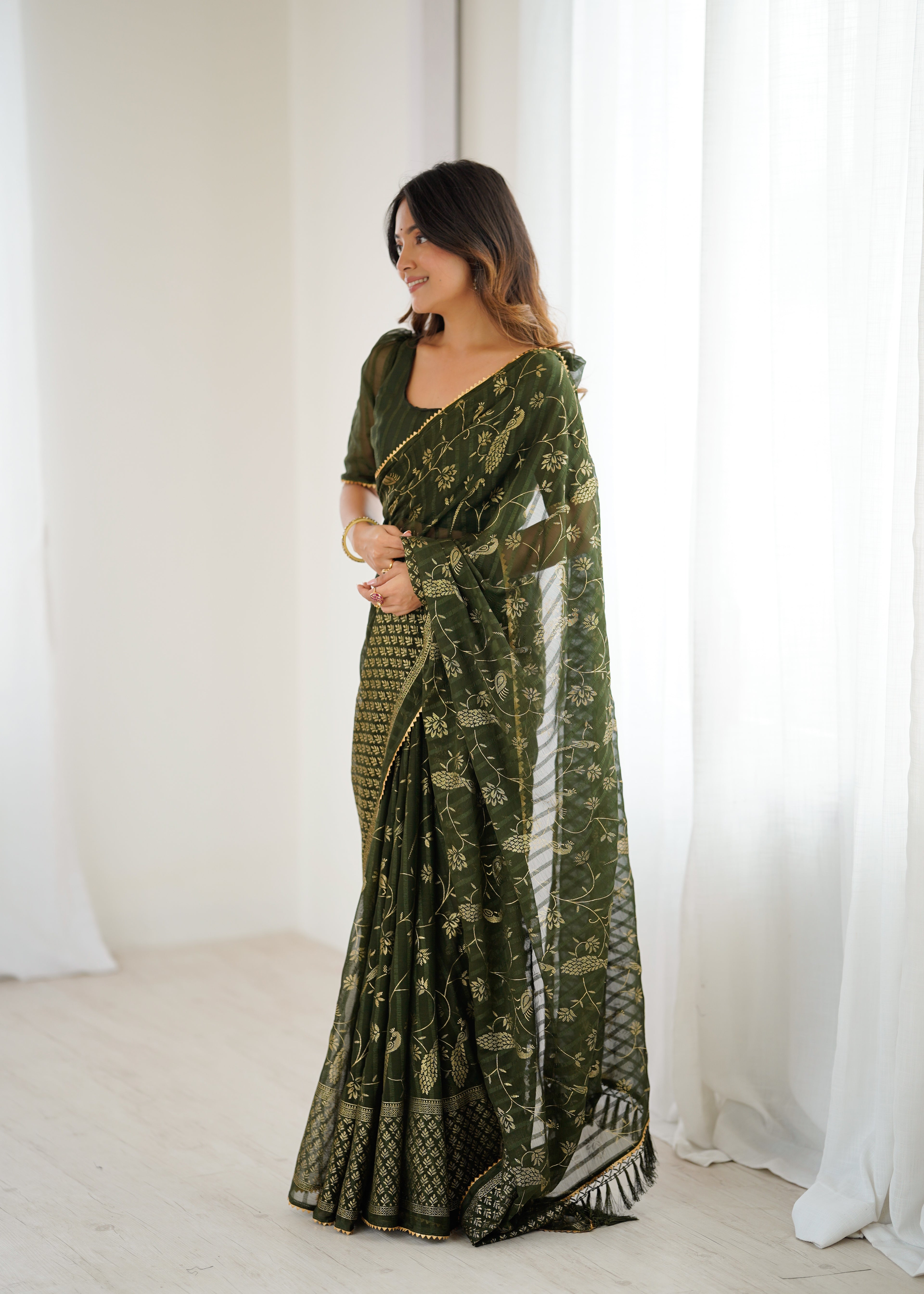SHYAMIKA Georgette Patta Saree with Foil Work, Lace and Blouse