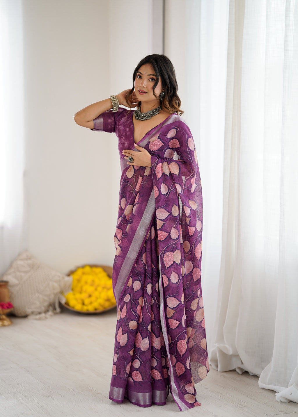 SHYAMIKA Linen Patta Printed Saree with Blouse