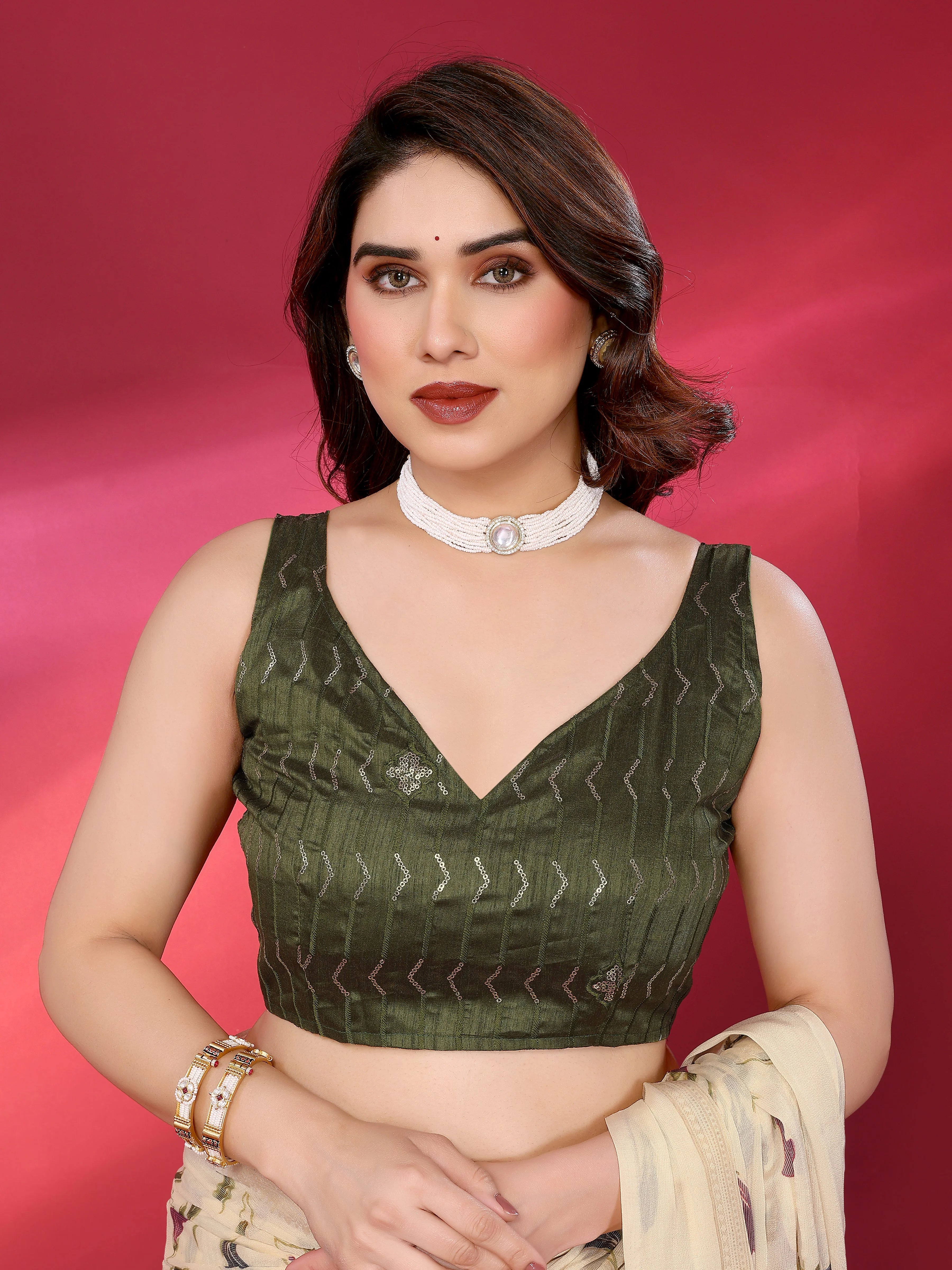 SHYAMIKA Chiffon Brasso Printed Saree with Foil Work & Embroidered Blouse