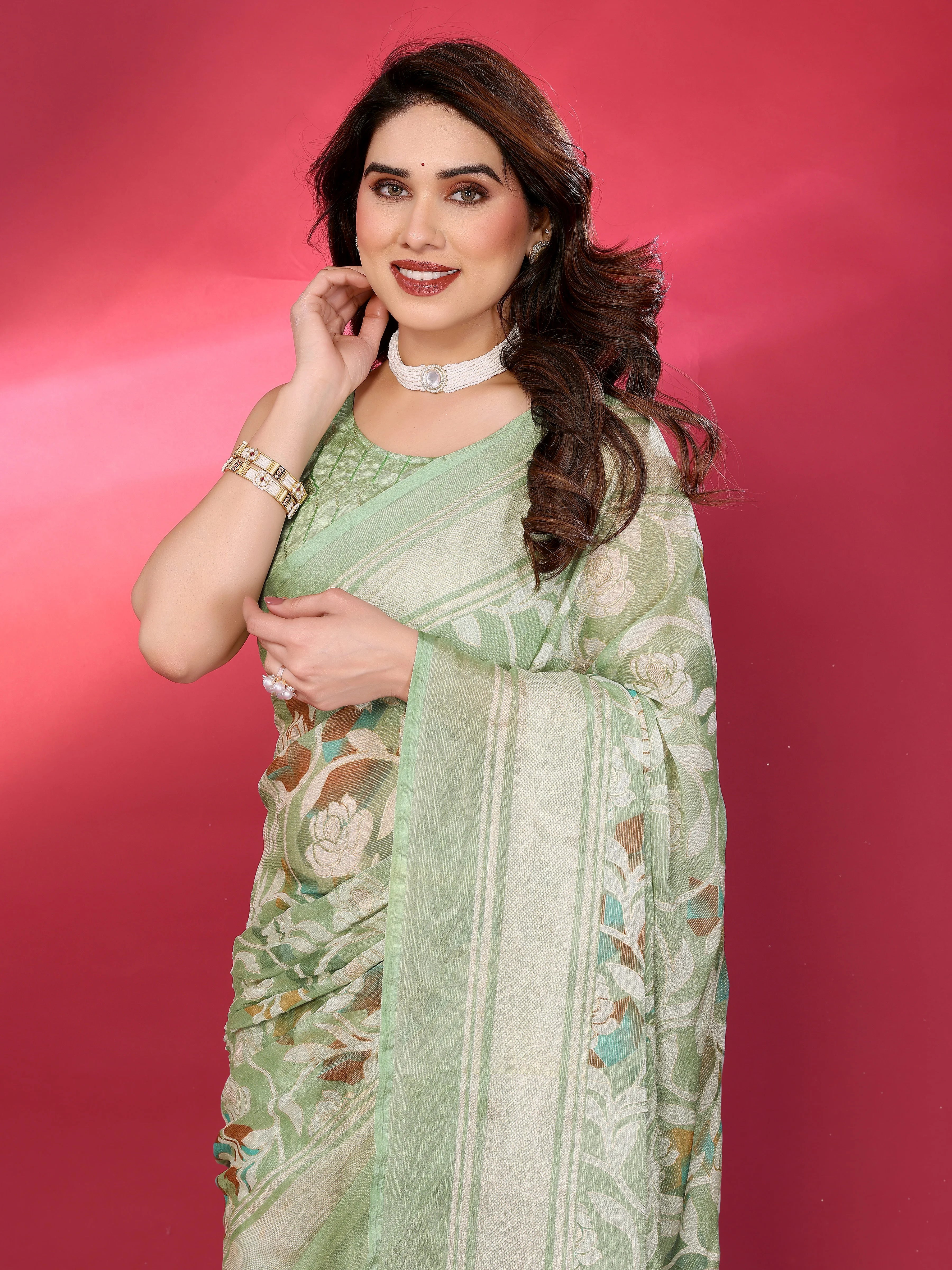 SHYAMIKA Chiffon Brasso Printed Saree with Foil Work & Embroidered Blouse