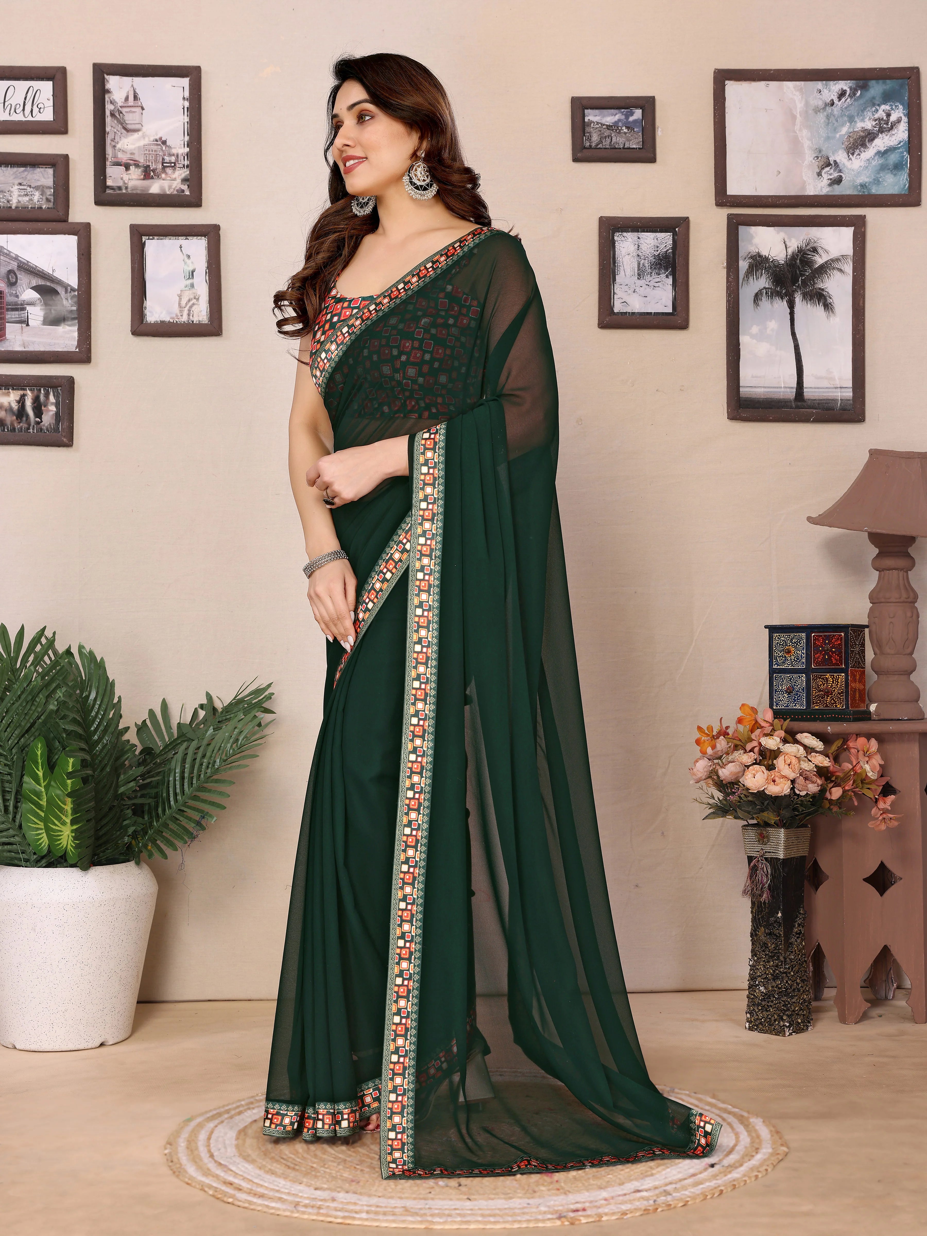 SHYAMIKA Georgette Plain Saree with Digital Print Lace & Blouse