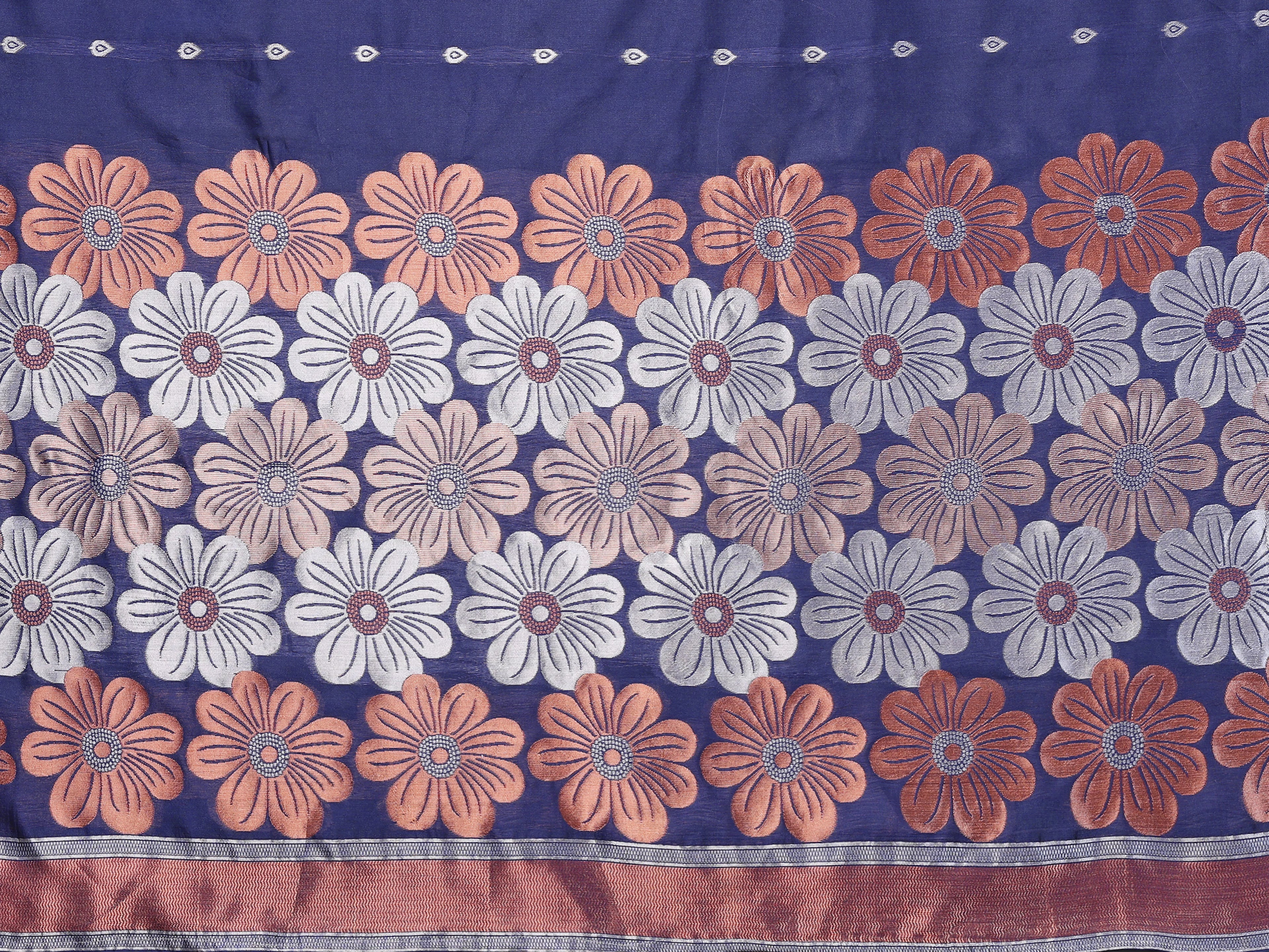 SHYAMIKA Banarasi Silk Weaving Saree with Floral Motifs & Blouse