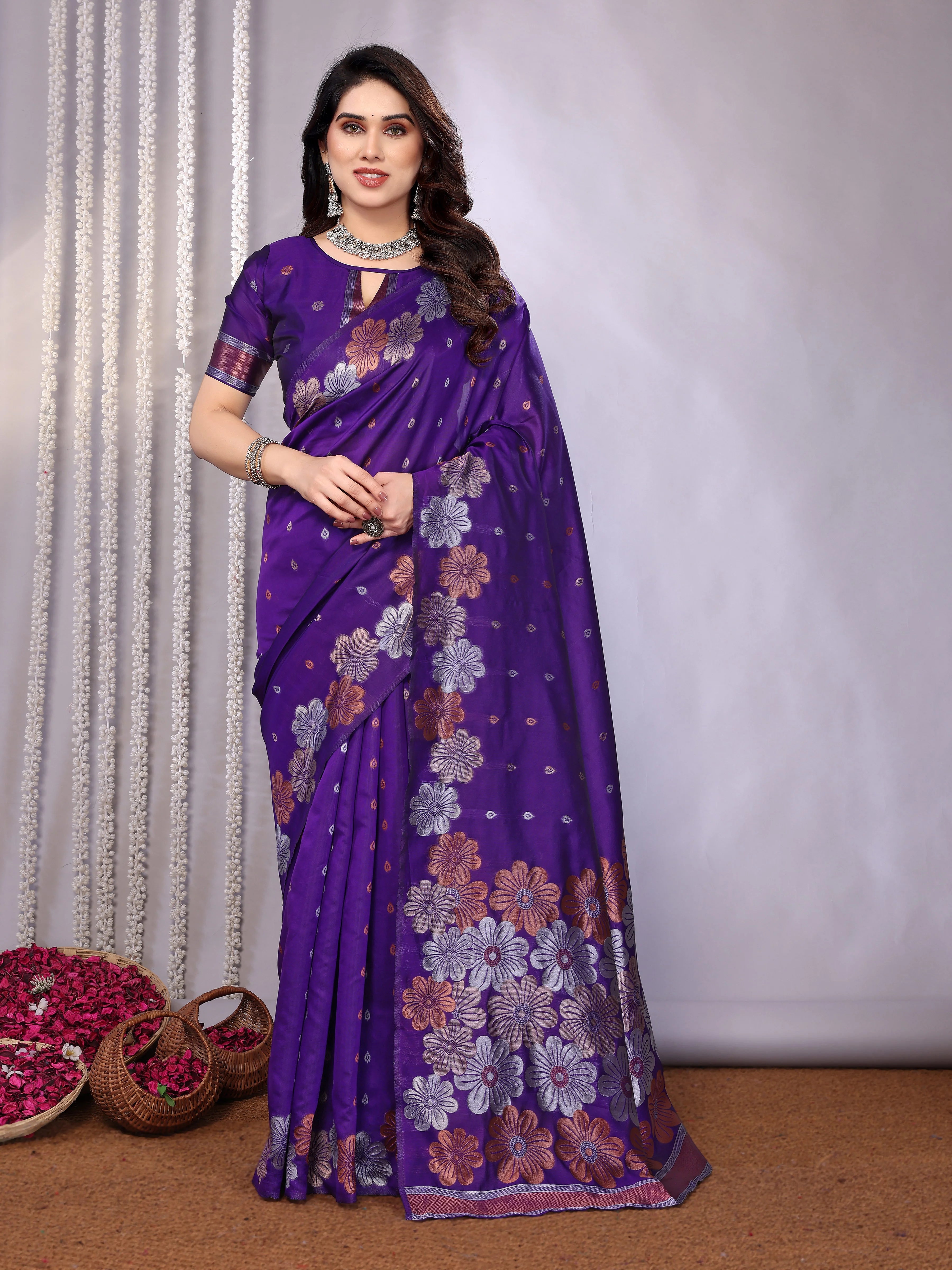 SHYAMIKA Banarasi Silk Weaving Saree with Floral Motifs & Blouse