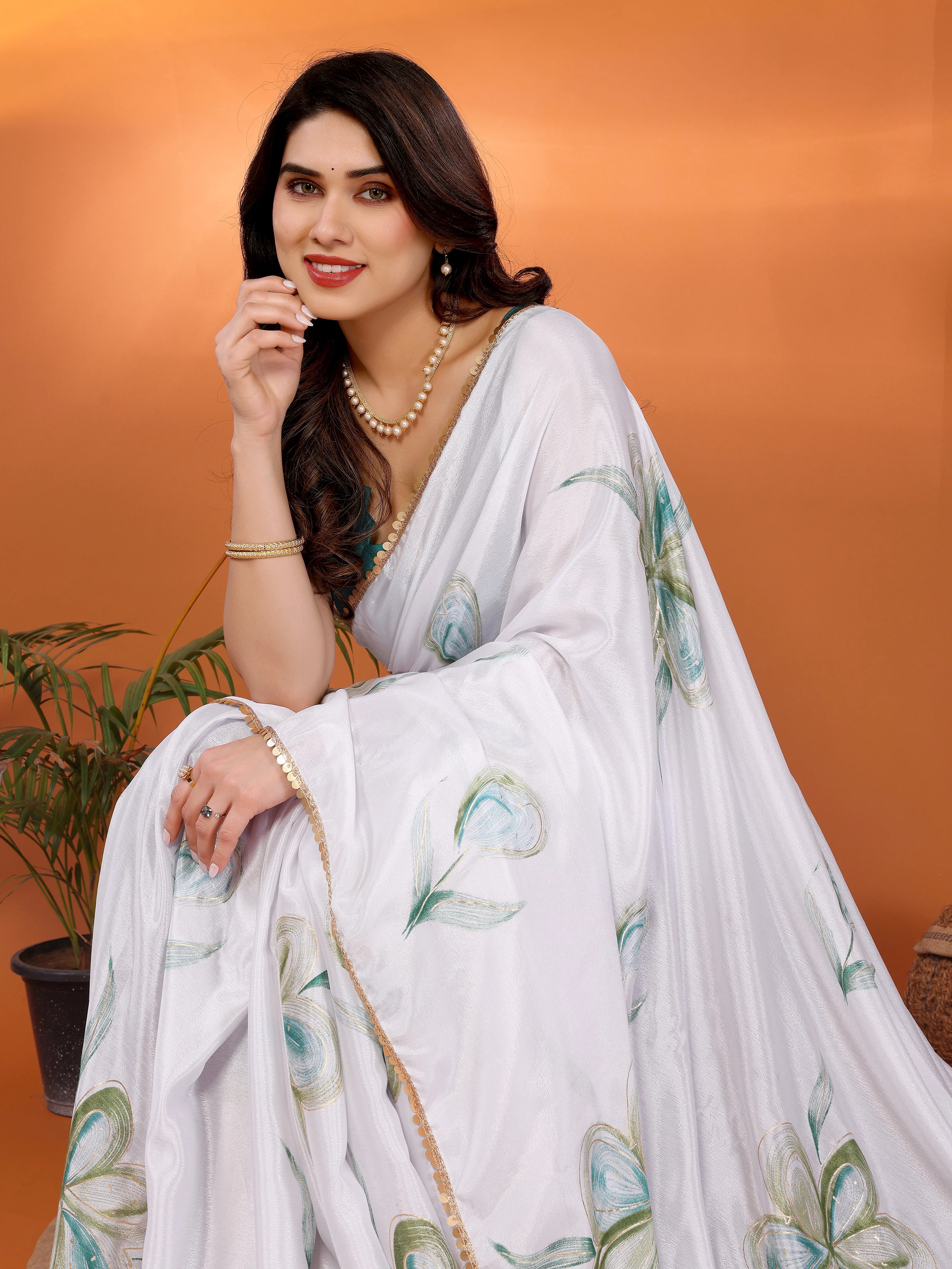 SHYAMIKA Chinon Chiffon Printed Saree with Foil Work & Blouse