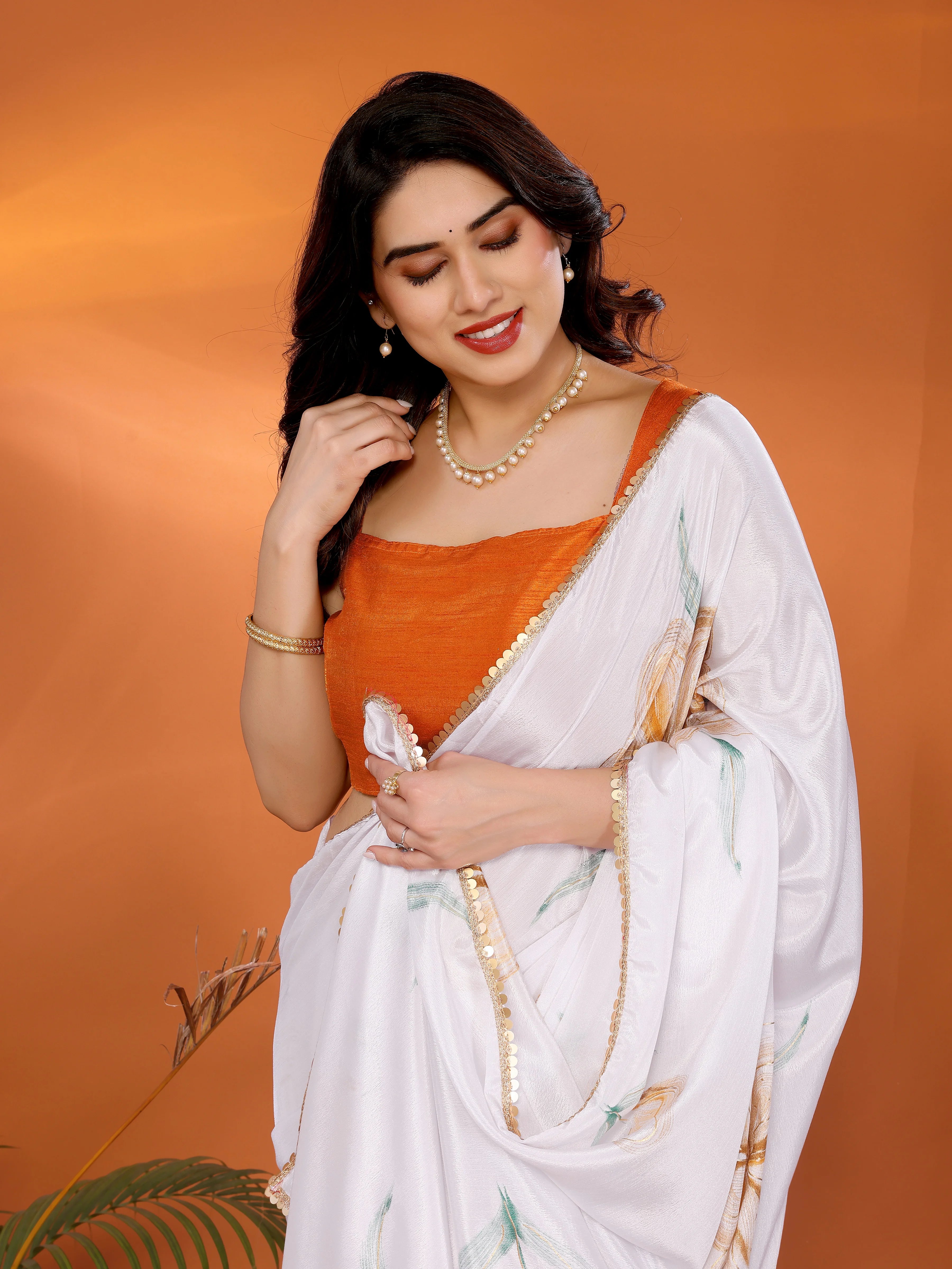 SHYAMIKA Chinon Chiffon Printed Saree with Foil Work & Blouse