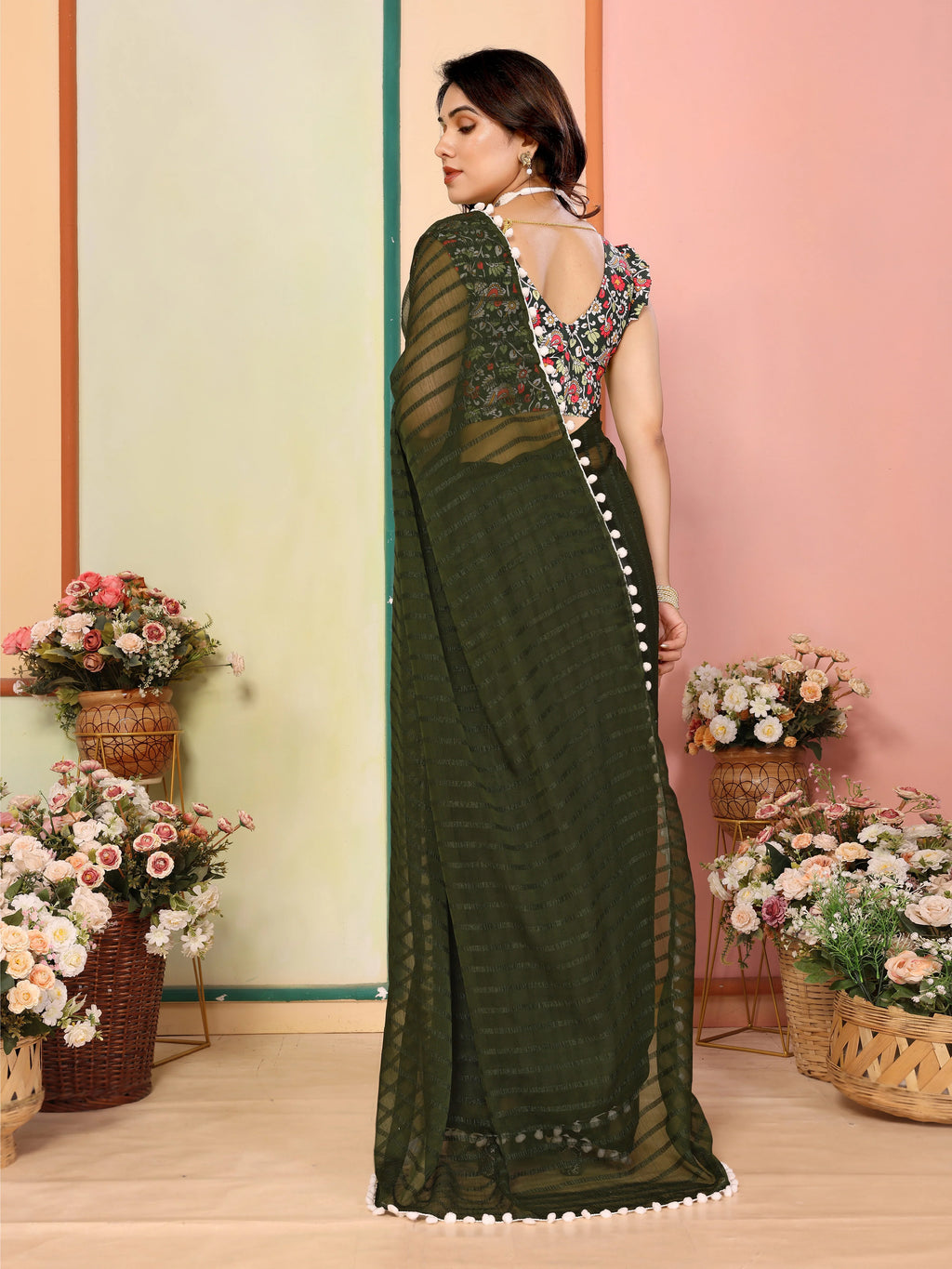 SHYAMIKA Georgette Patta Plain Saree with Digital Print Blouse