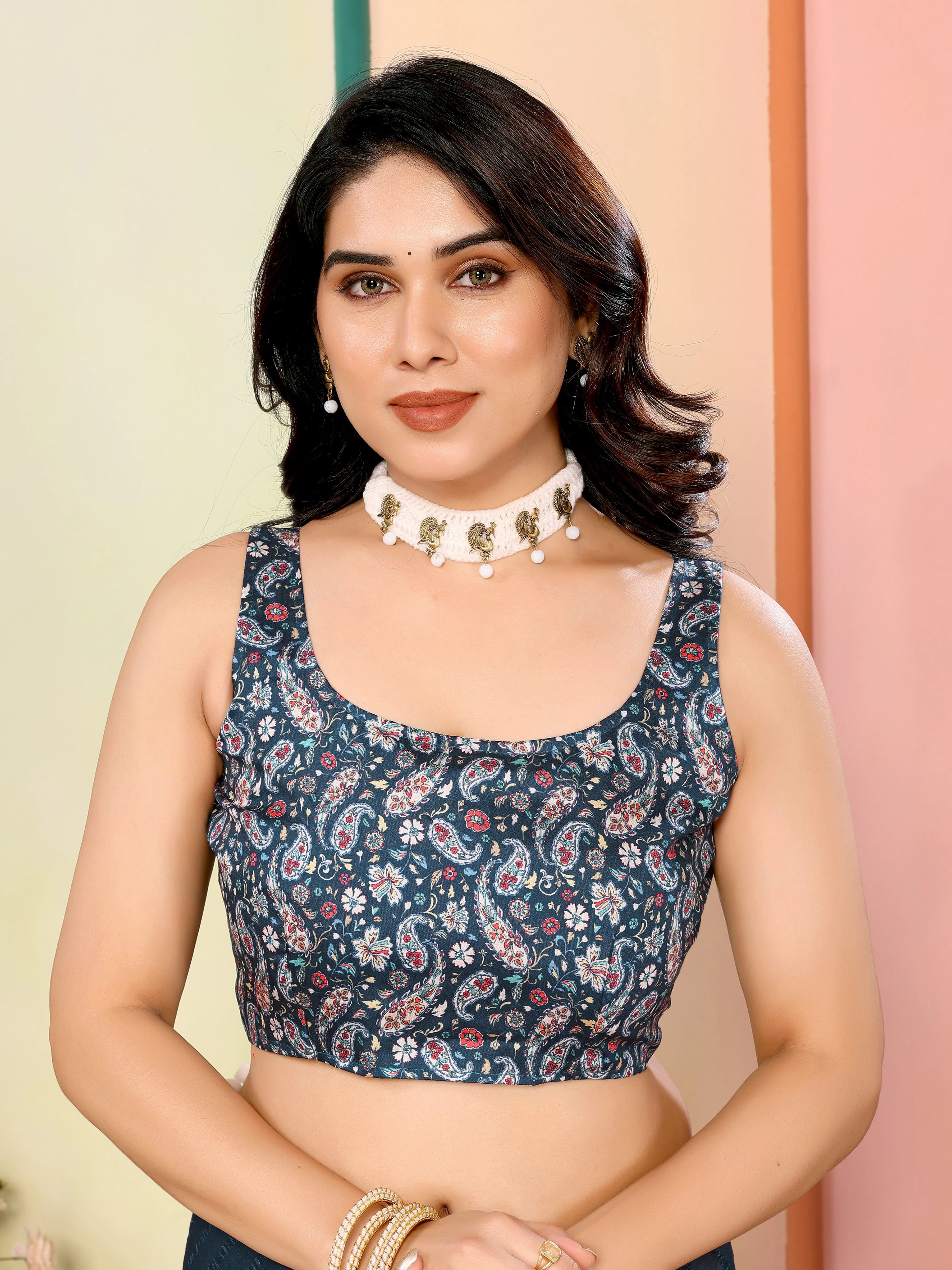 SHYAMIKA Georgette Patta Plain Saree with Digital Print Blouse