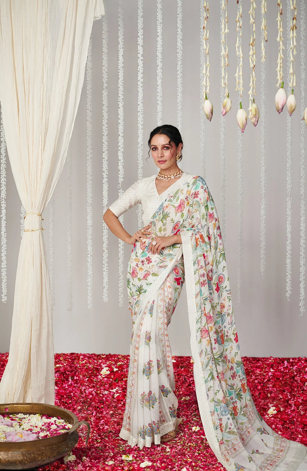 SHYAMIKA Bright Moss White Digital Heavy Floral Saree with Blouse