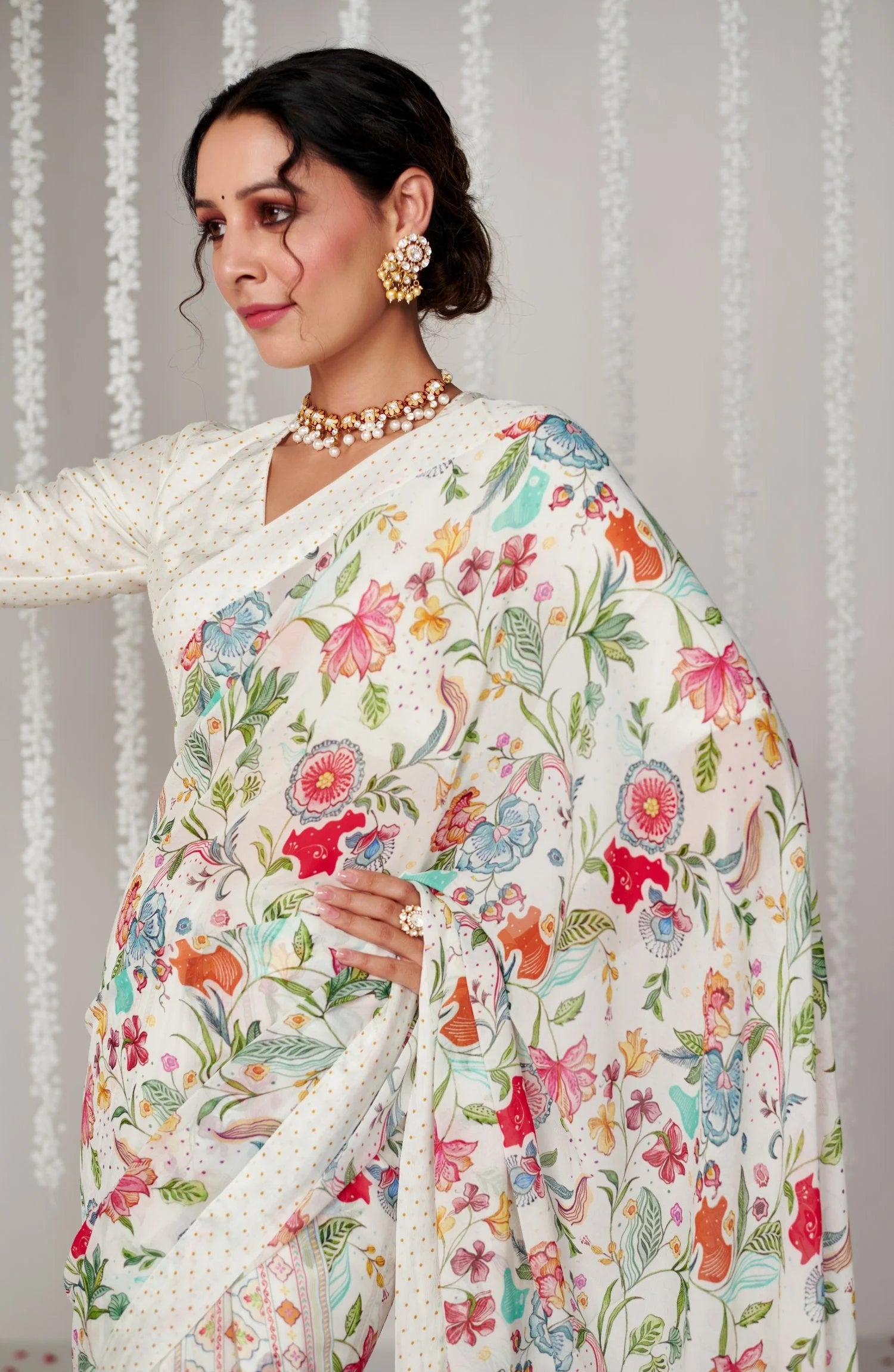 SHYAMIKA Bright Moss White Digital Heavy Floral Saree with Blouse