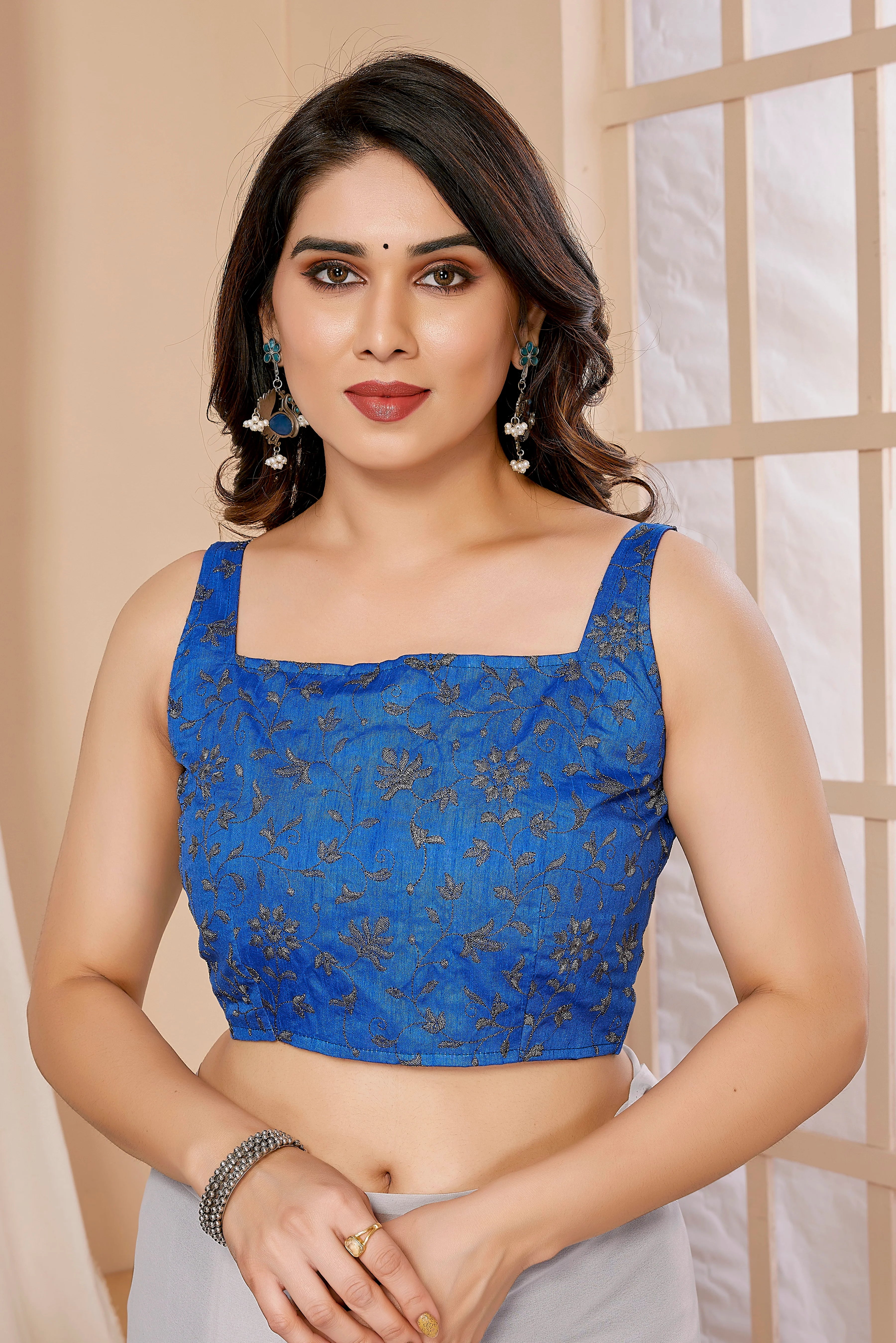 SHYAMIKA Georgette Banglori Work Ruffle Saree with Blouse