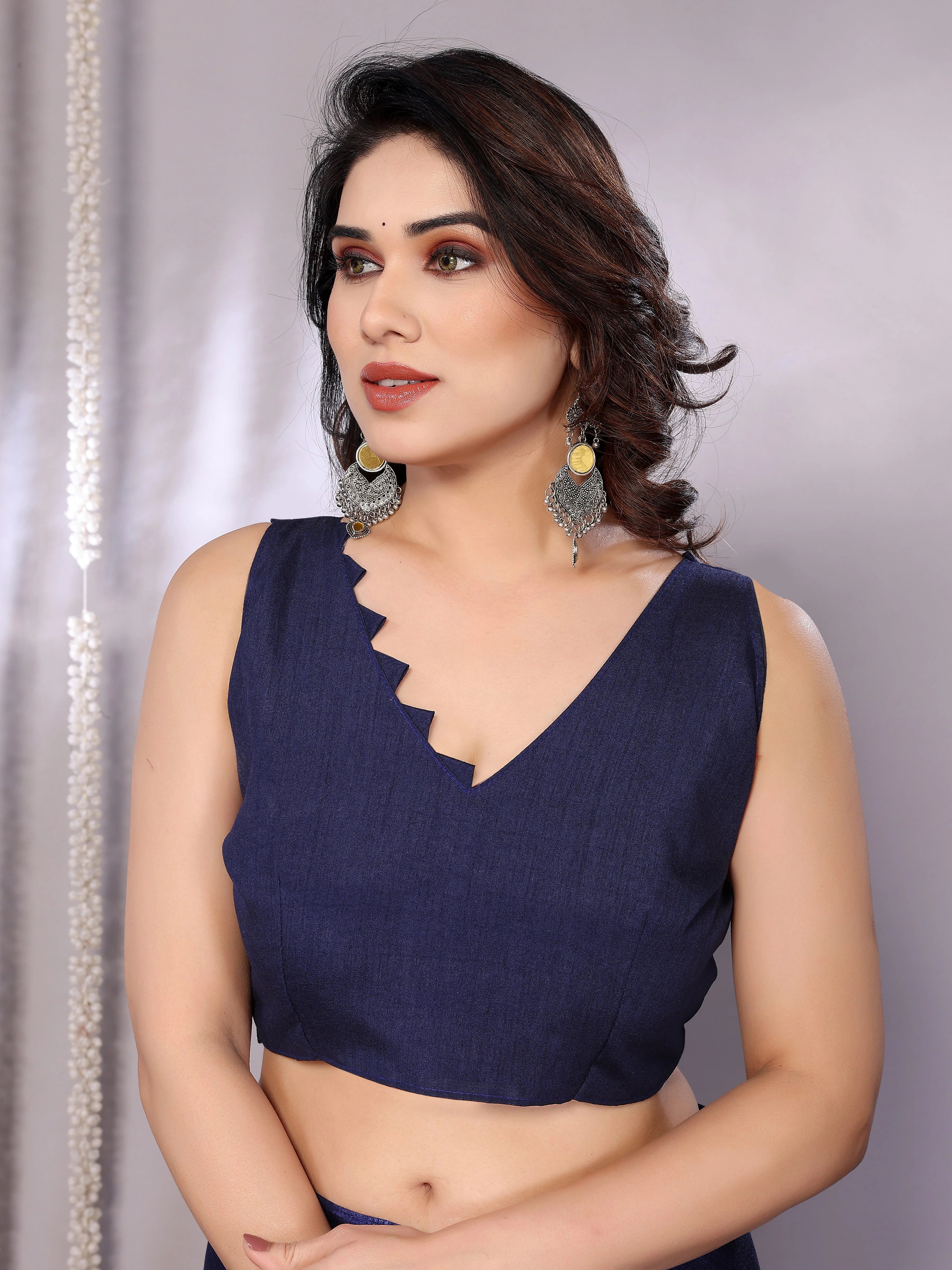 SHYAMIKA Khadi Abstract Printed Saree with Blouse