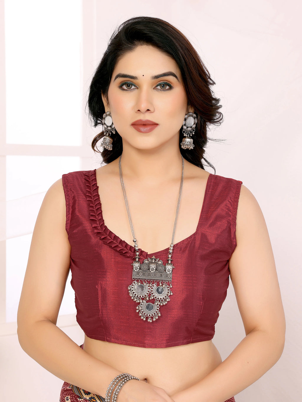SHYAMIKA Silk Crepe Patola Printed Saree with Blouse