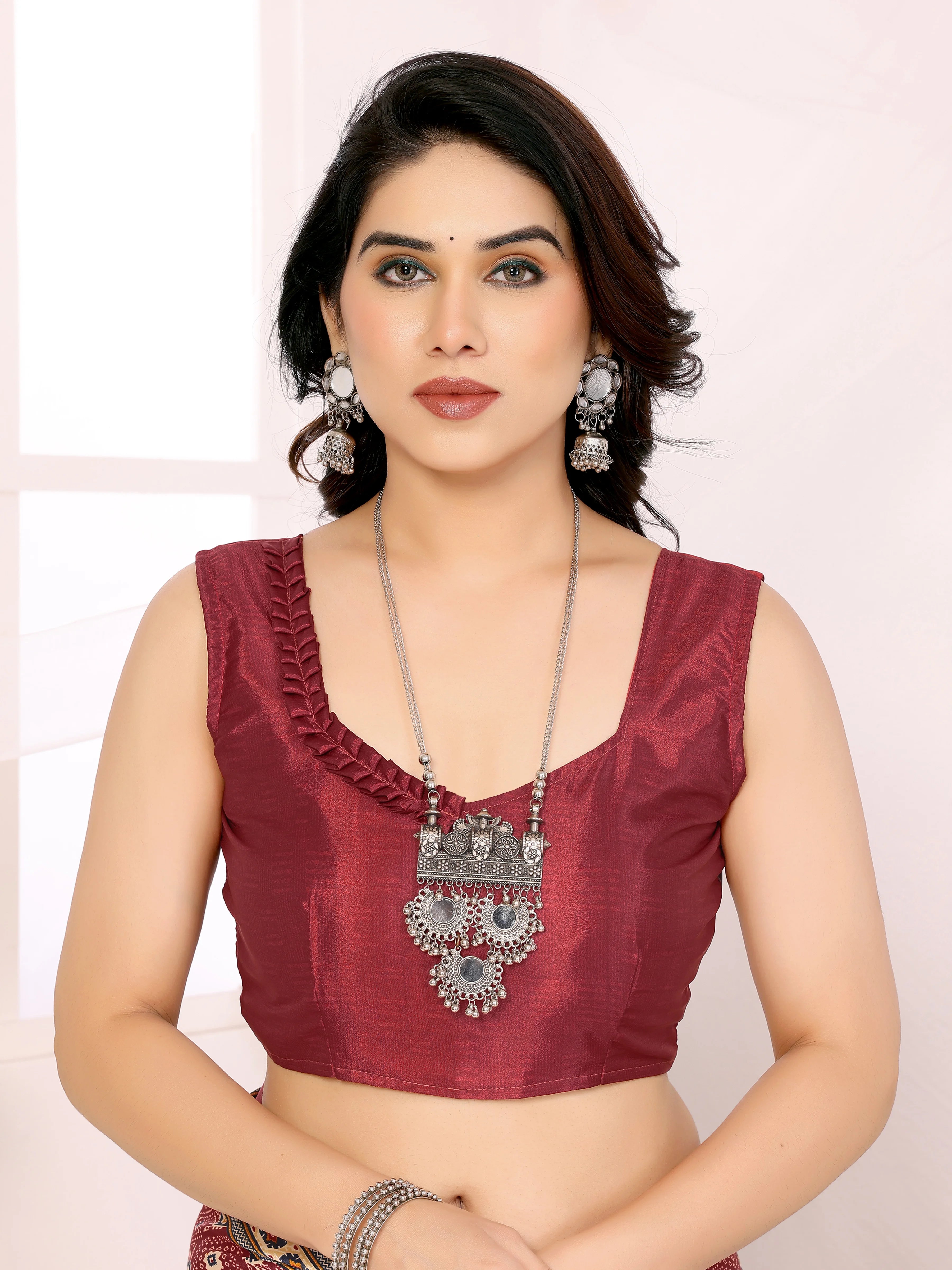 SHYAMIKA Silk Crepe Patola Printed Saree with Blouse