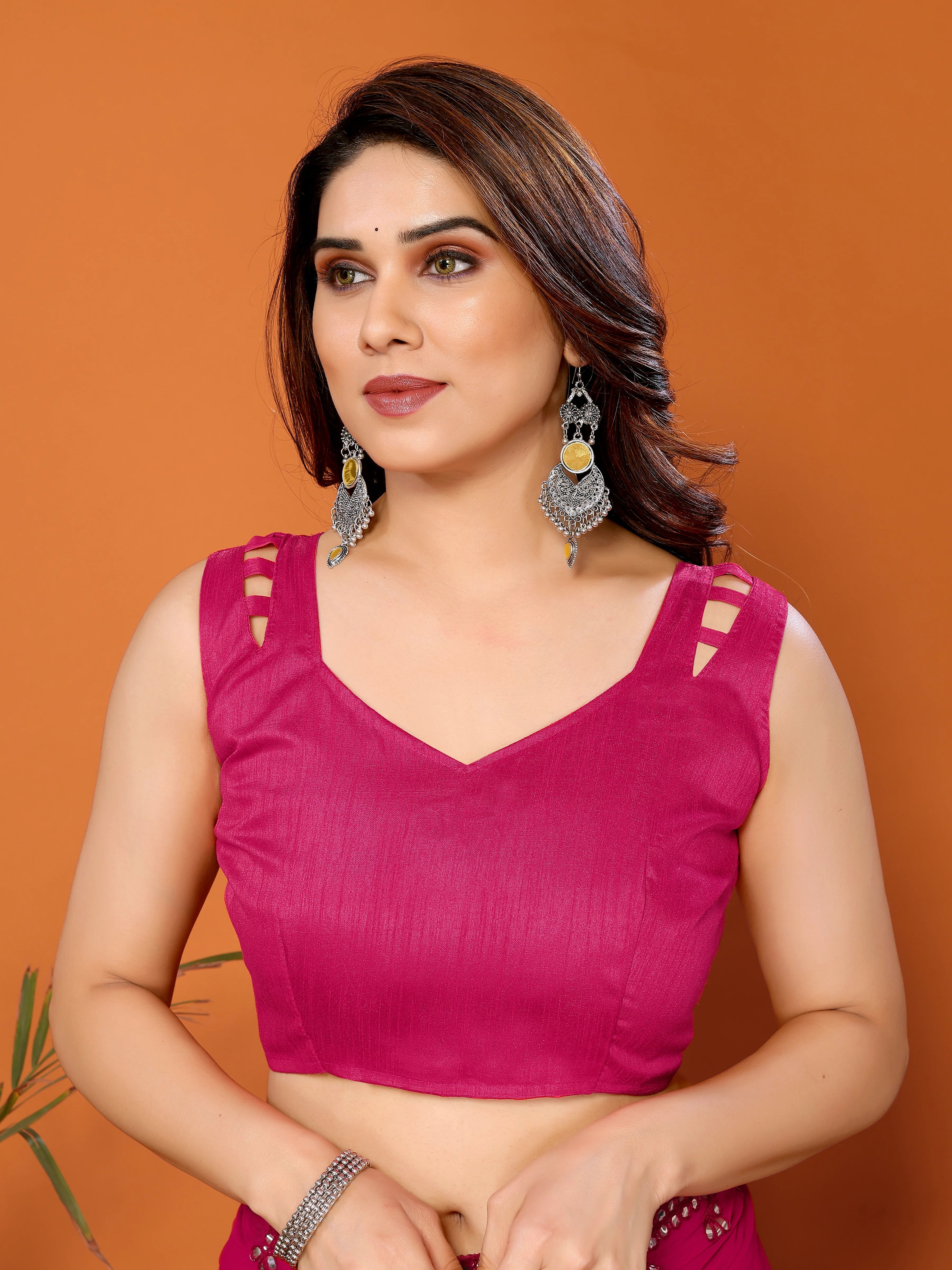 SHYAMIKA Georgette Mirror Work Plain Saree with Blouse