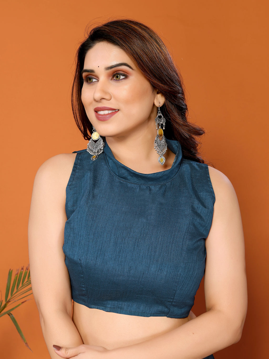 SHYAMIKA Georgette Mirror Work Plain Saree with Blouse