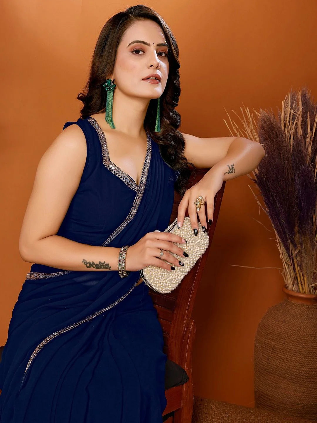 SHYAMIKA Georgette Solid Saree with Mirror Border & Blouse