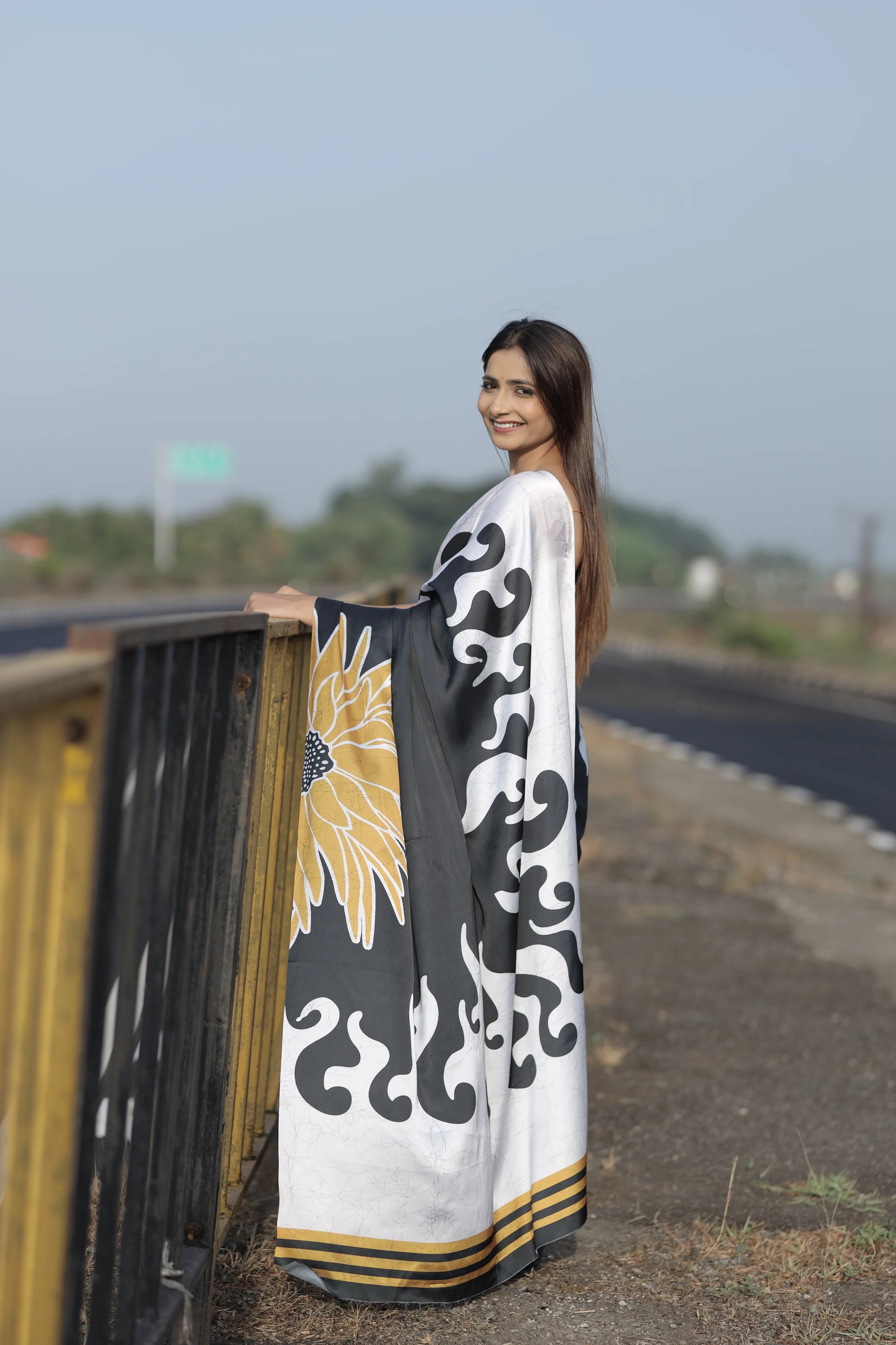 SHYAMIKA Japan Satin Digital Floral Print Saree with Blouse
