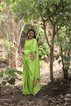 SHYAMIKA Japan Satin Floral Digital Print Saree with Blouse