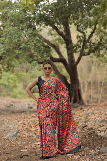 SHYAMIKA Japan Satin All-over Floral Digital Print Saree with Blouse