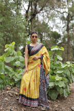 SHYAMIKA Japan Satin Bandhani Digital Print Saree with Blouse
