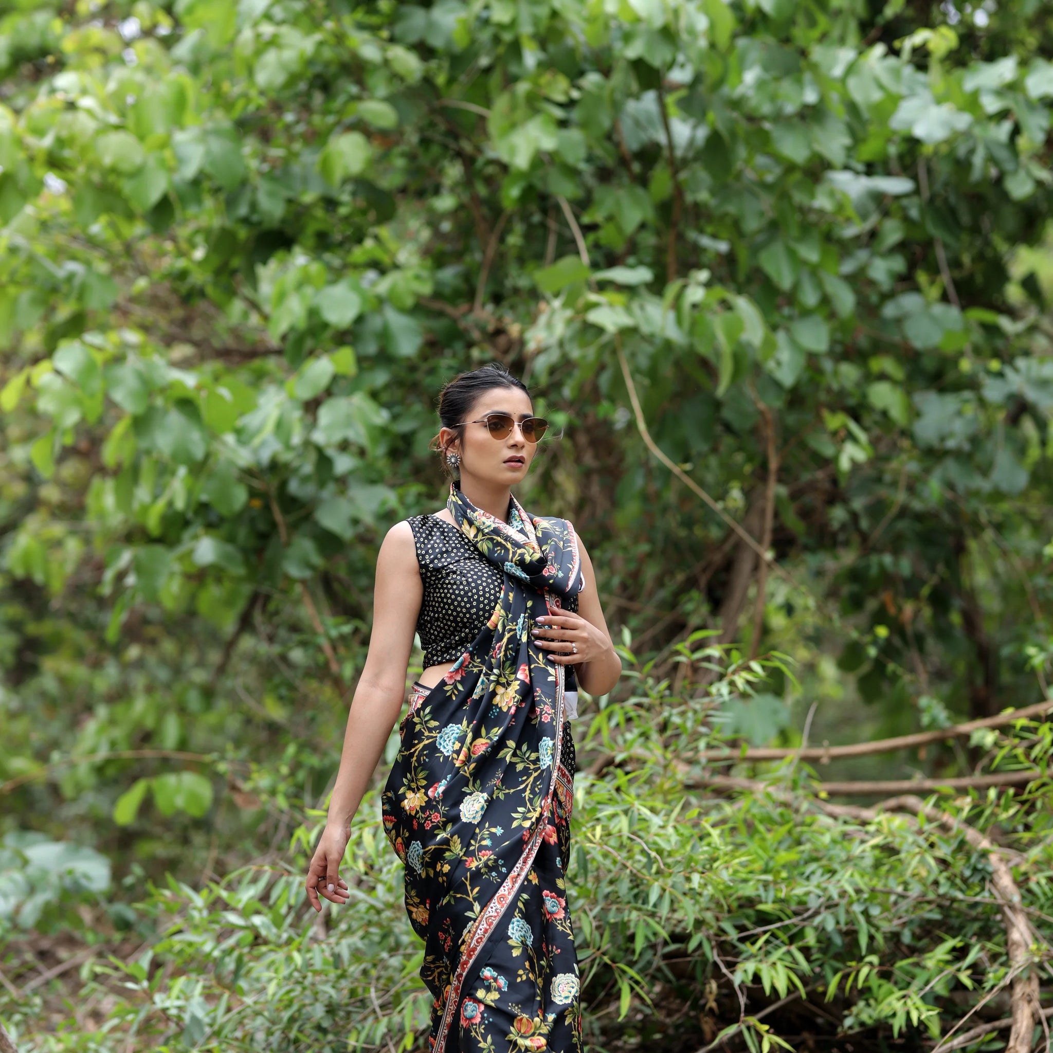 SHYAMIKA Japan Satin Black Floral Digital Print Saree with Blouse