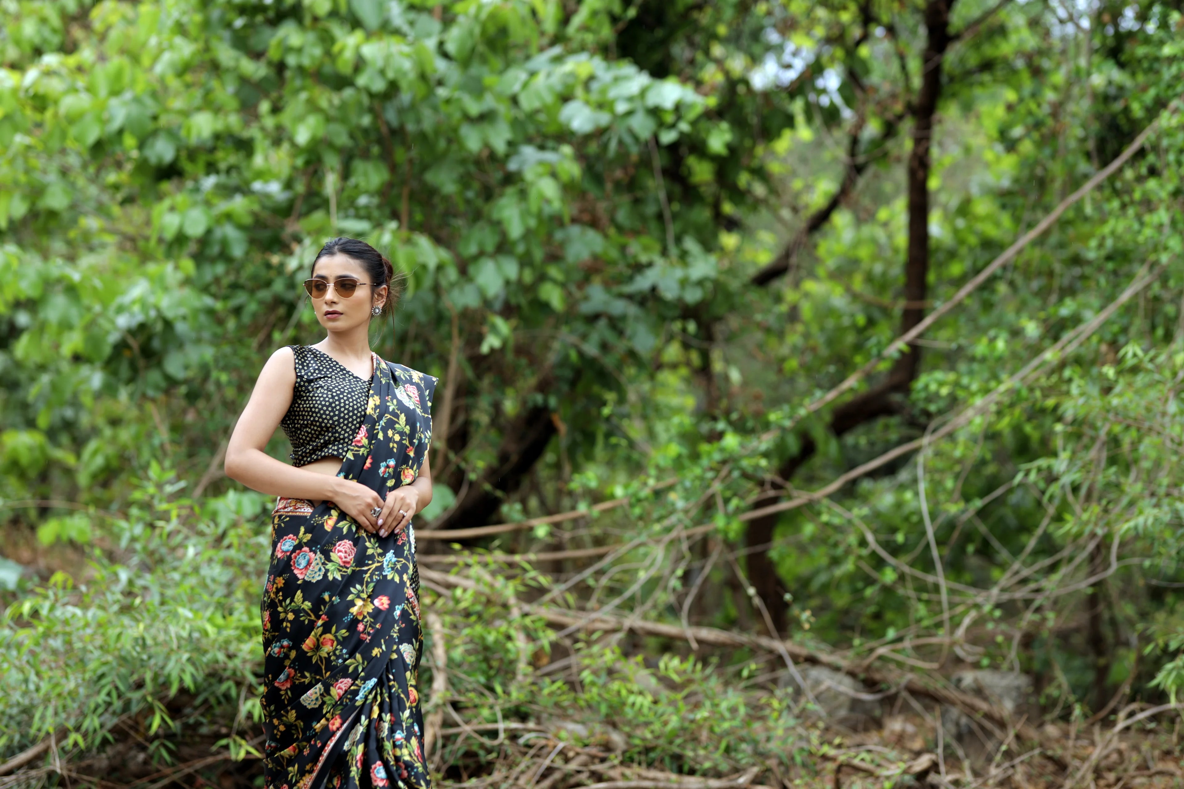 SHYAMIKA Japan Satin Black Floral Digital Print Saree with Blouse