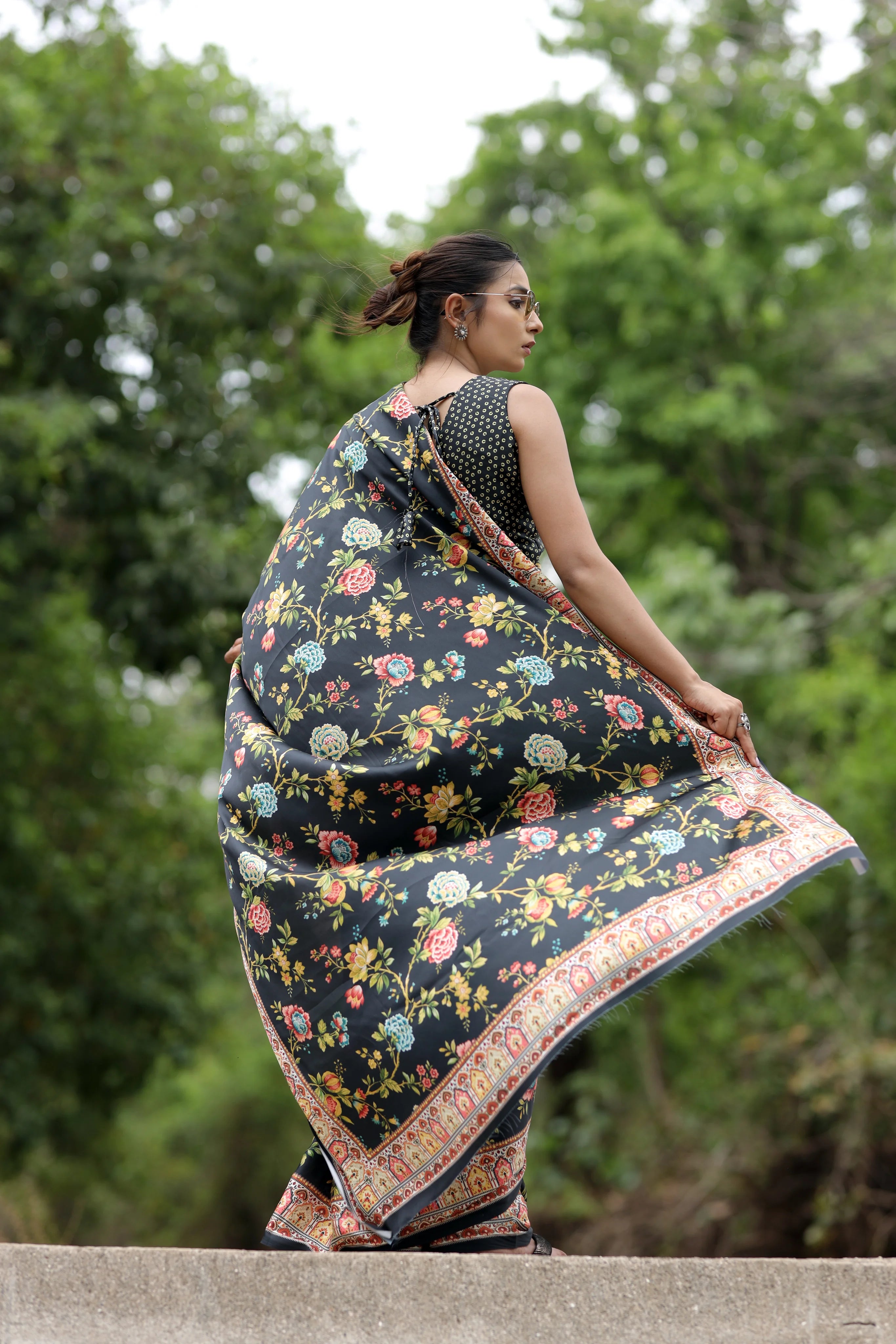 SHYAMIKA Japan Satin Black Floral Digital Print Saree with Blouse