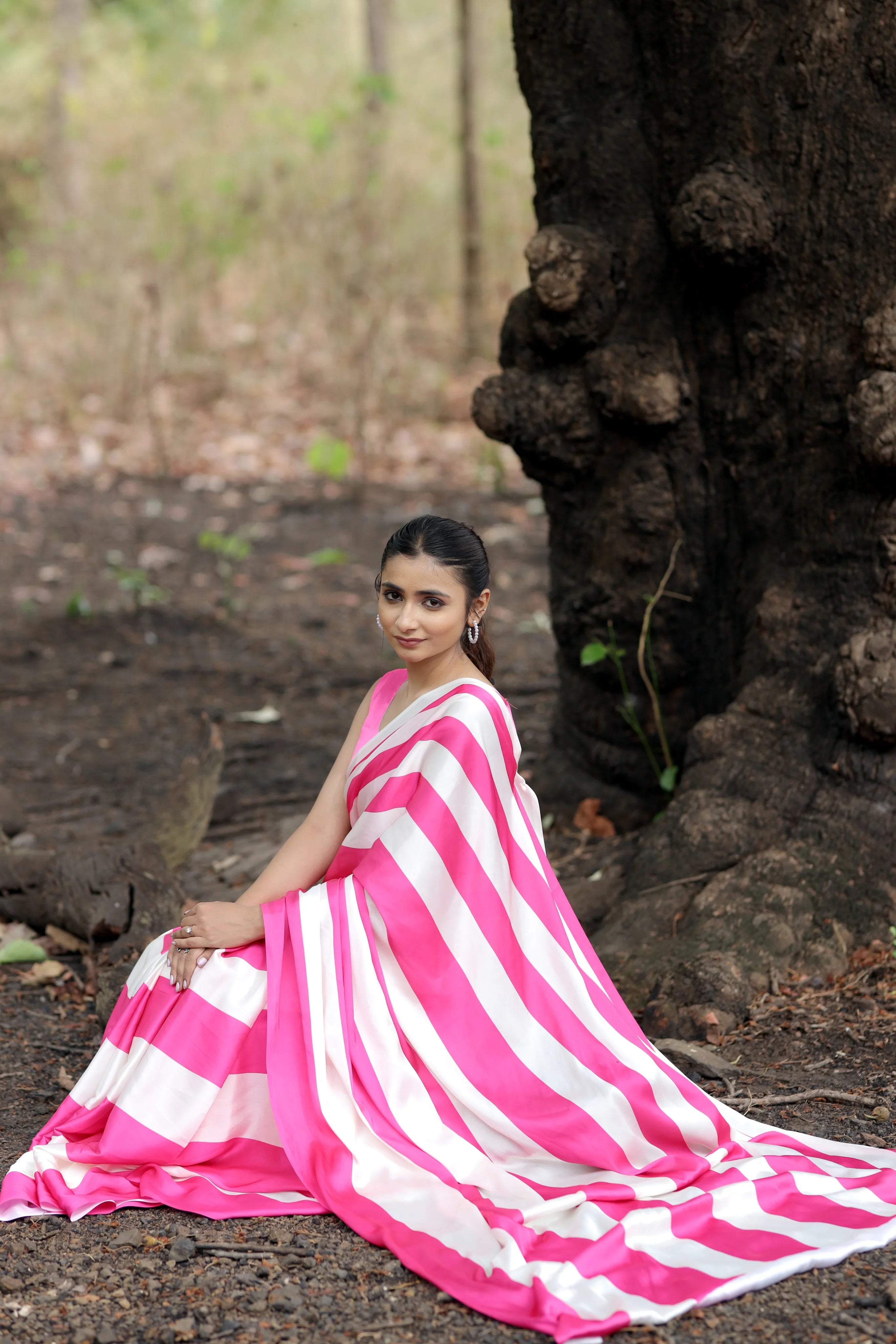 SHYAMIKA Japan Satin Digital Pink Leheriya Print Saree with Blouse