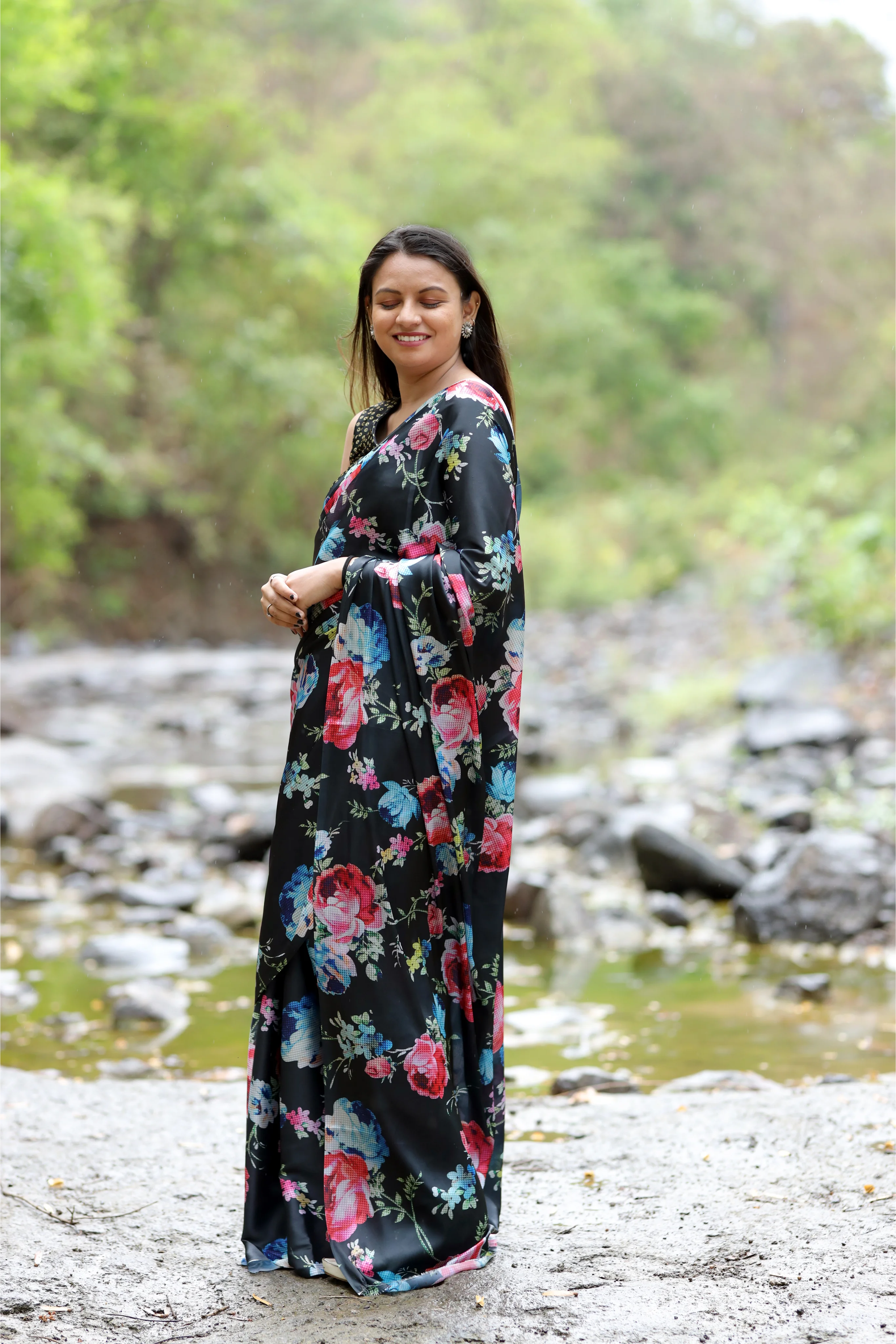 SHYAMIKA Japan Satin Floral Digital Print Black Saree with Blouse