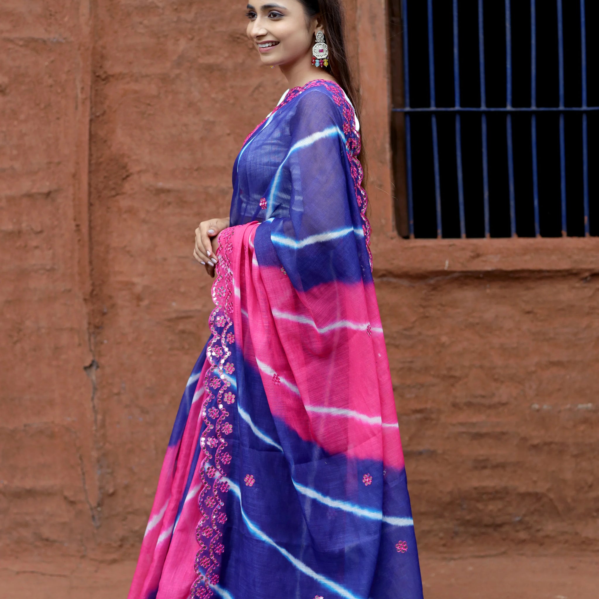 SHYAMIKA Khadi Cotton Digital Print Saree with Blouse